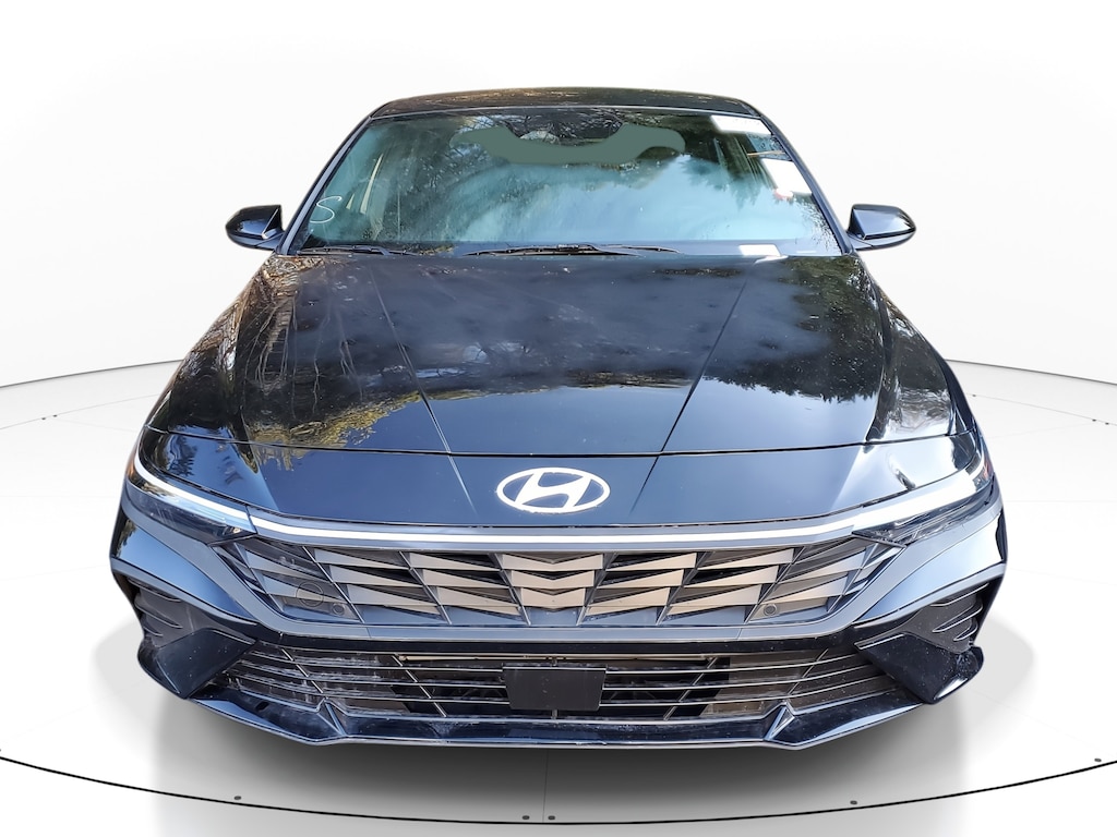 Used 2025 Hyundai Elantra SEL Sport Sedan