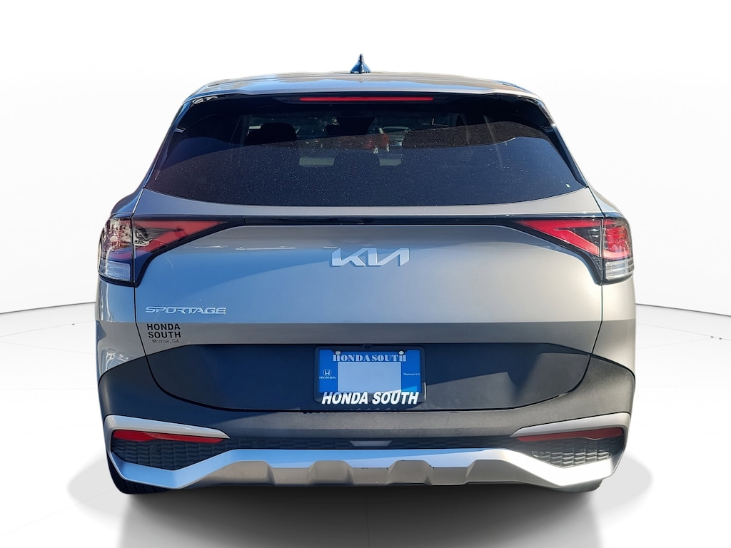 Used 2024 Kia Sportage LX SUV