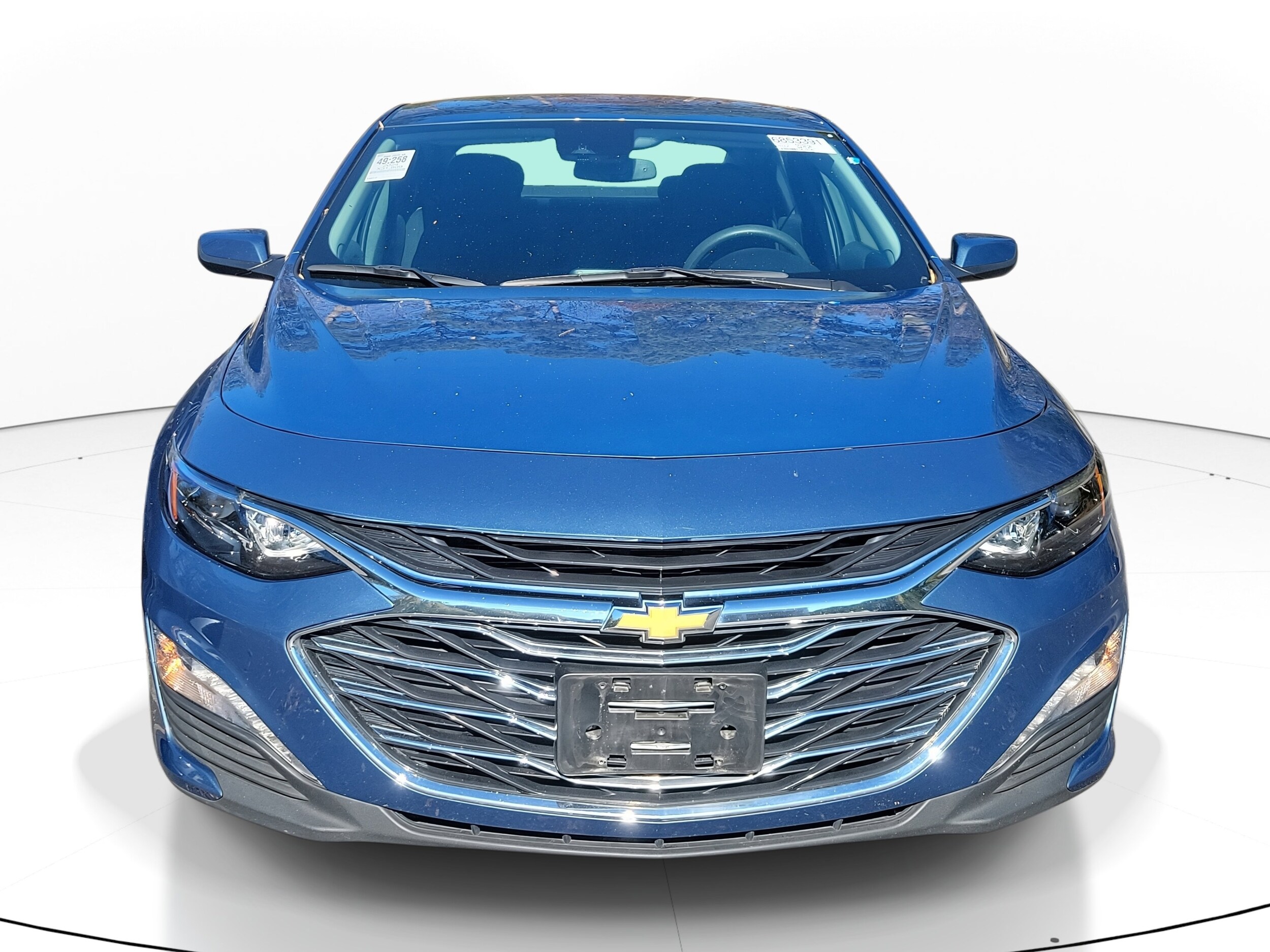 2024 Chevrolet Malibu 1LT photo 2