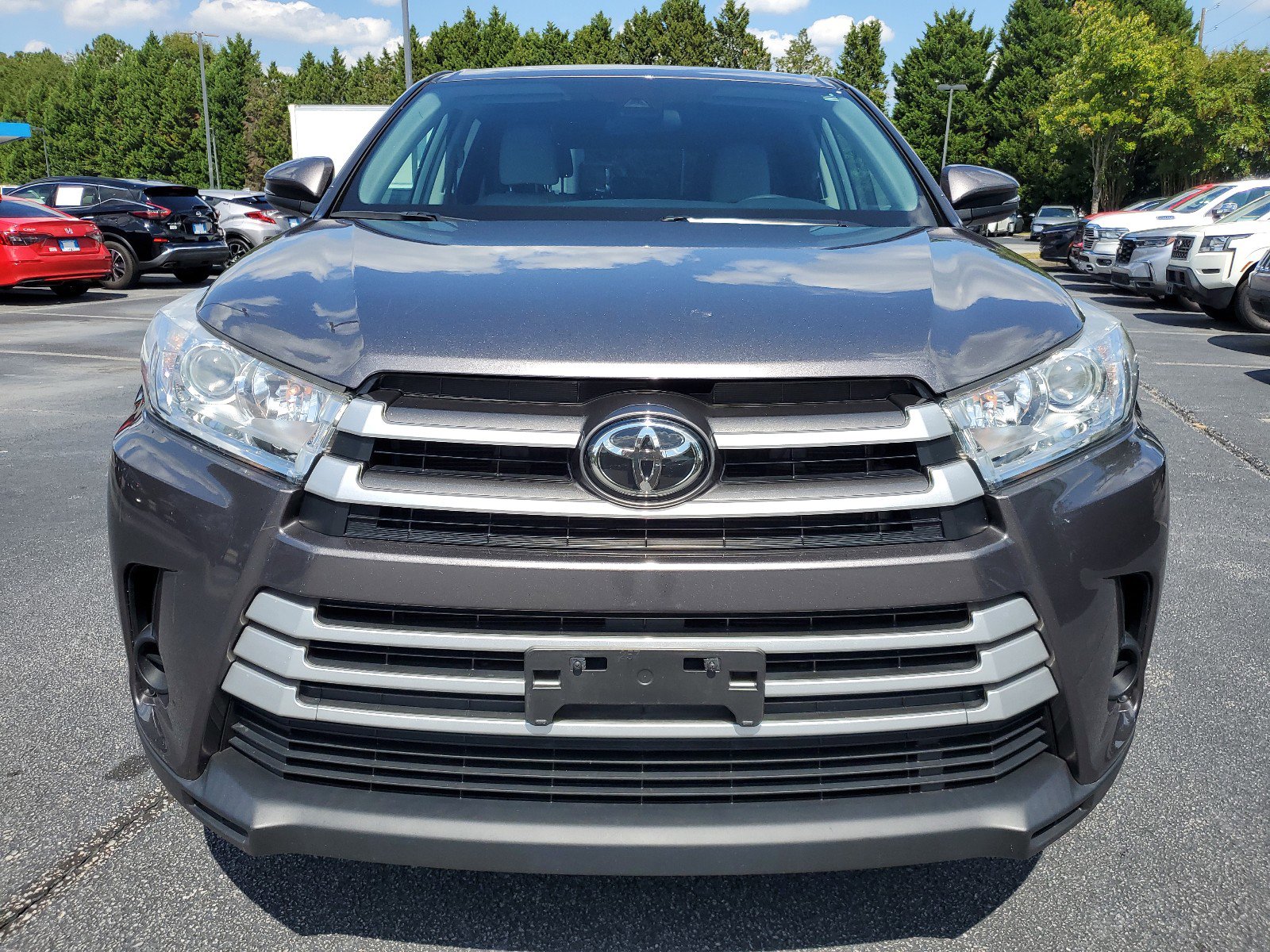 Used 2019 Toyota Highlander LE with VIN 5TDZARFH7KS050898 for sale in Morrow, GA