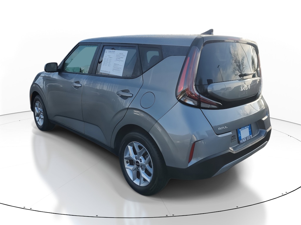 Used 2024 Kia Soul LX Hatchback