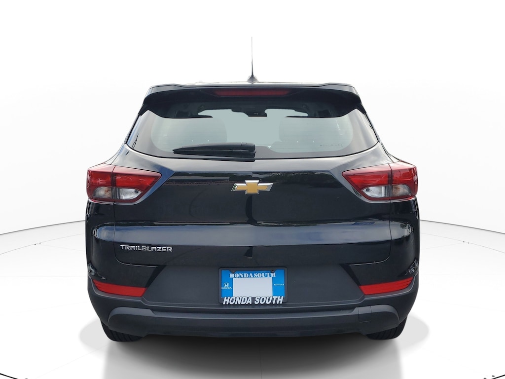 Used 2024 Chevrolet Trailblazer LS SUV