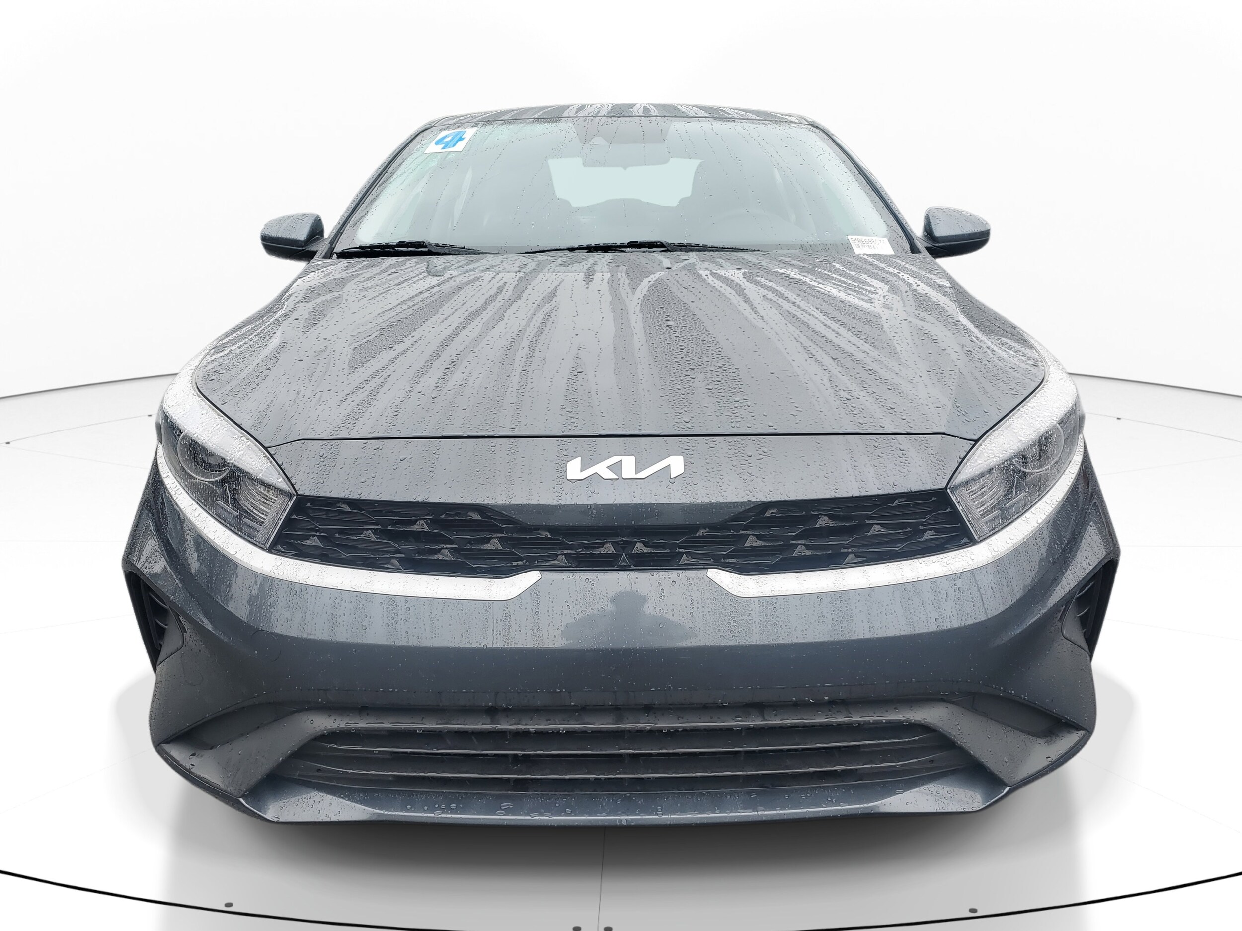 2024 Kia Forte LXS photo 2