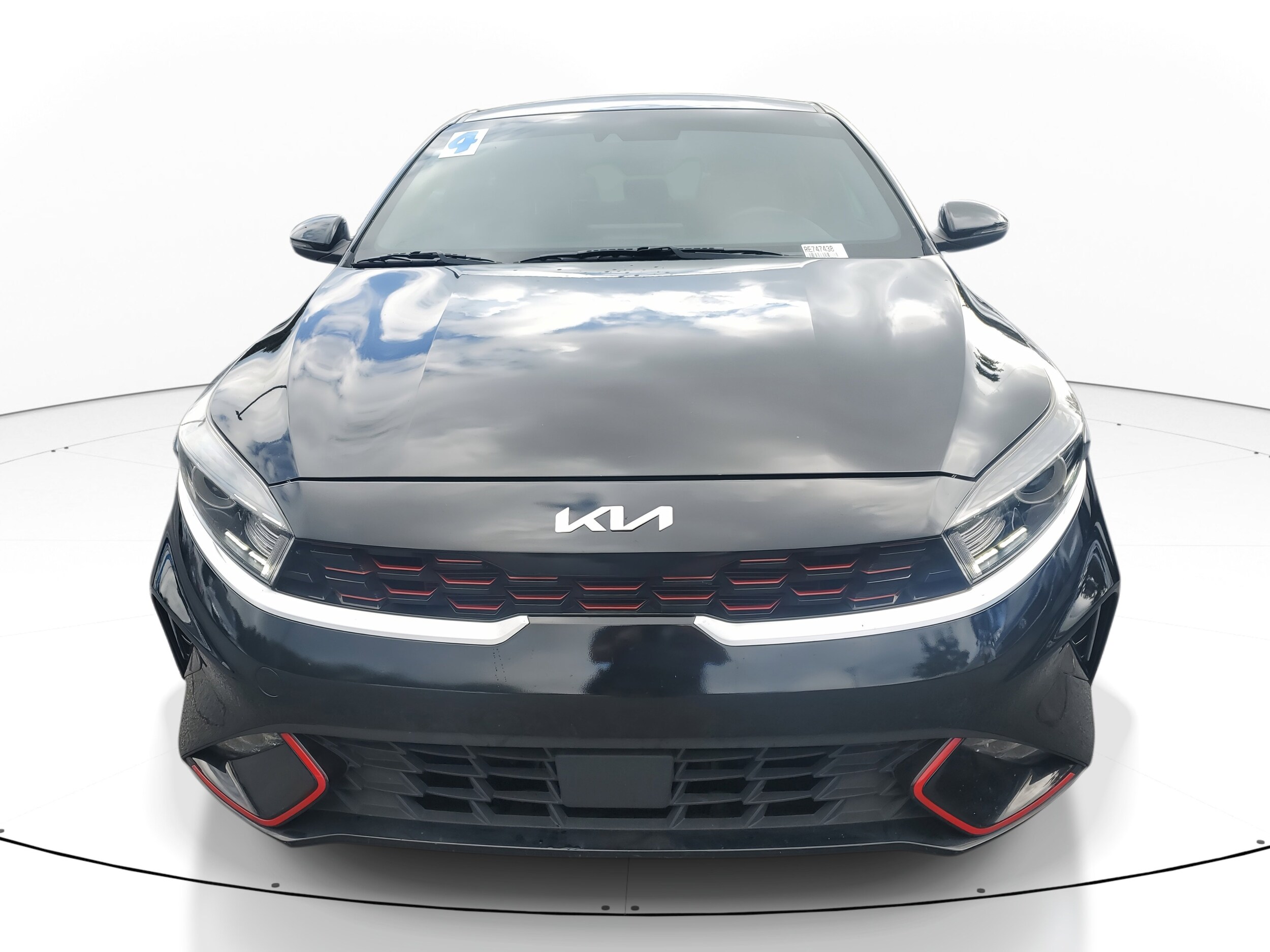 2024 Kia Forte GT-Line photo 2