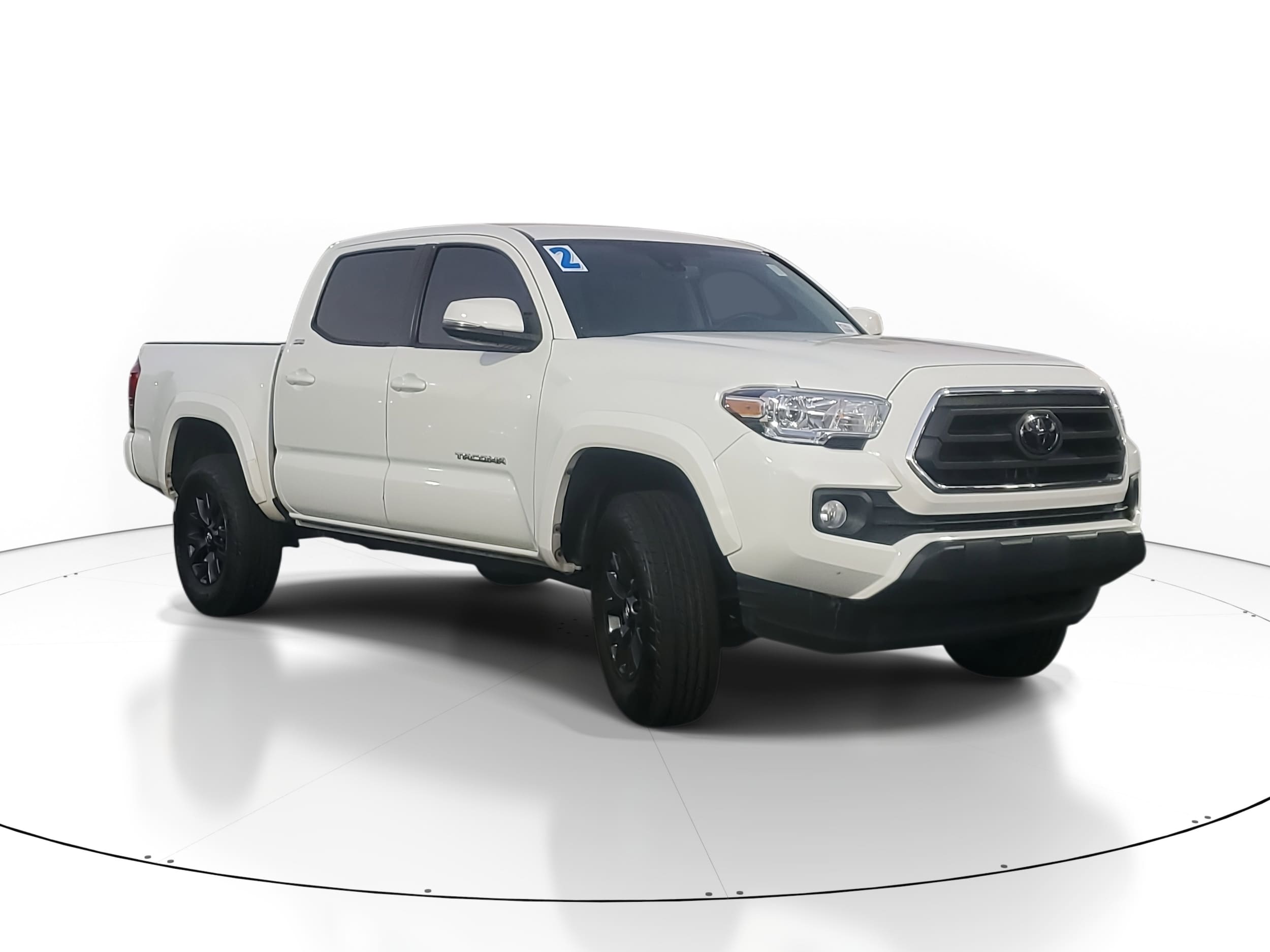 2022 Toyota Tacoma SR5's photo
