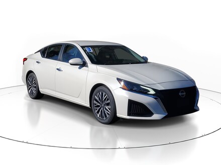 2023 Nissan Altima 2.5 SV Sedan