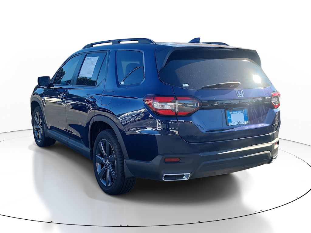 Used 2025 Honda Pilot Sport SUV