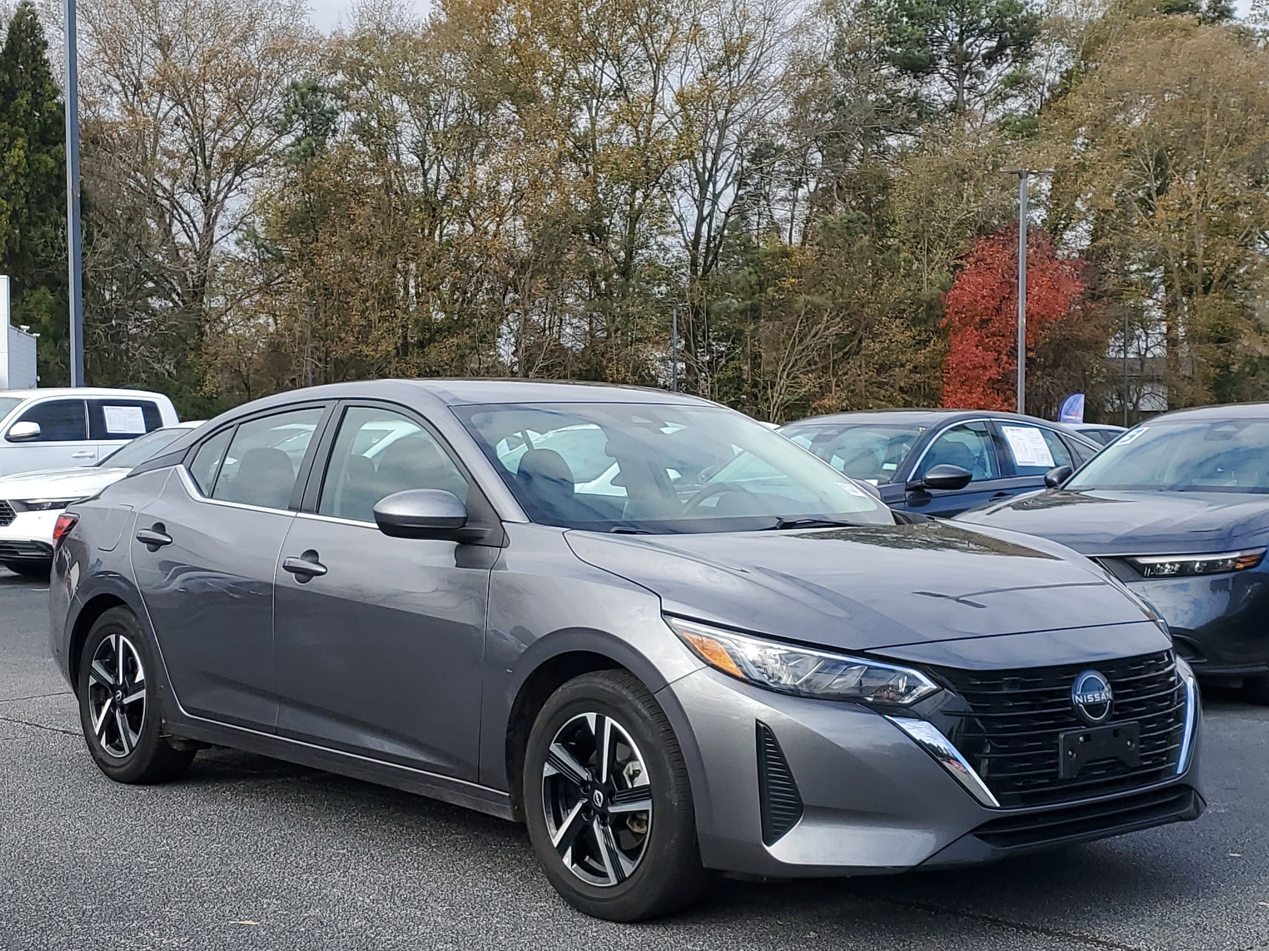 2024 Nissan Sentra SV's photo