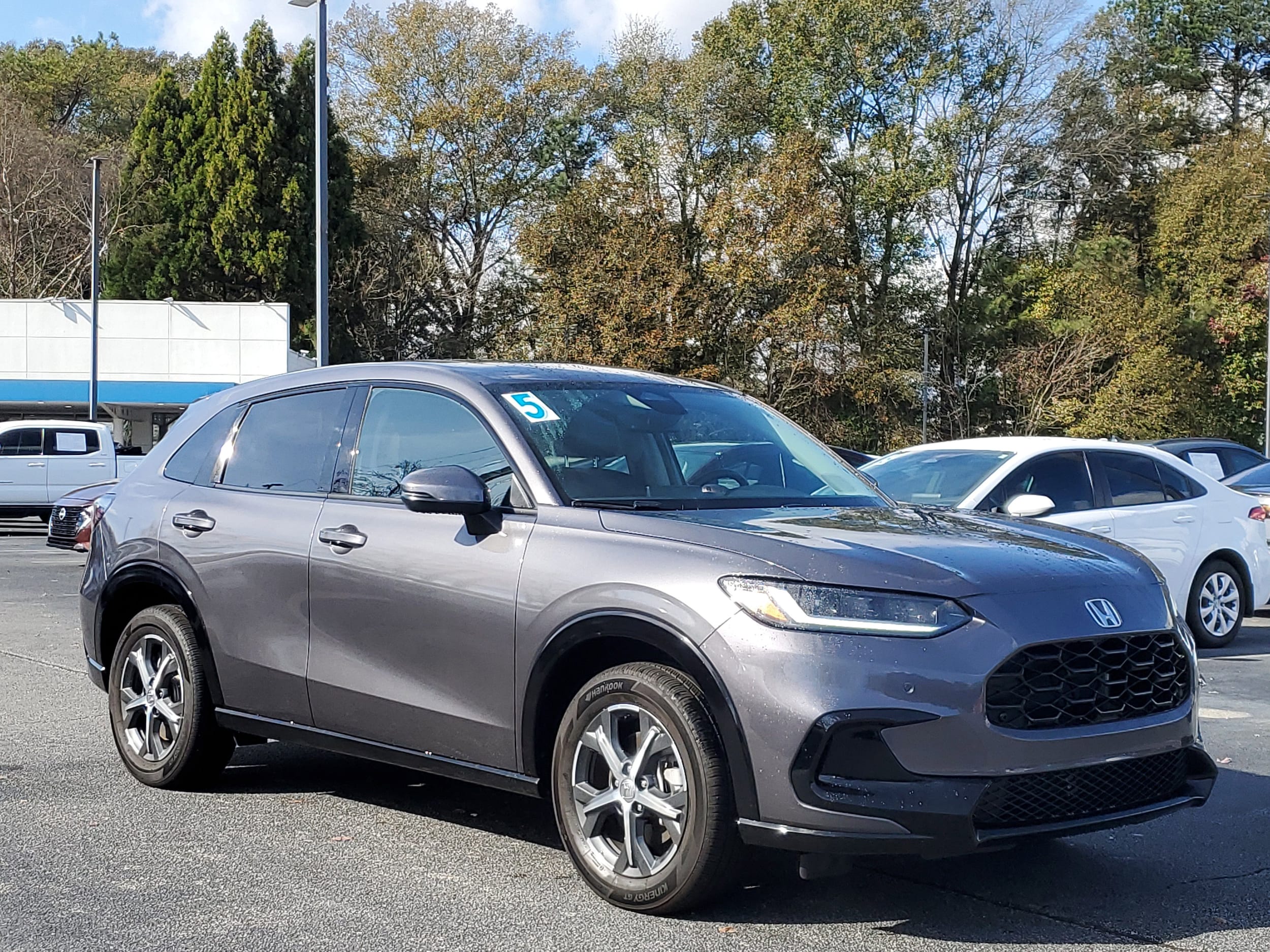 2025 Honda HR-V EX-L's photo