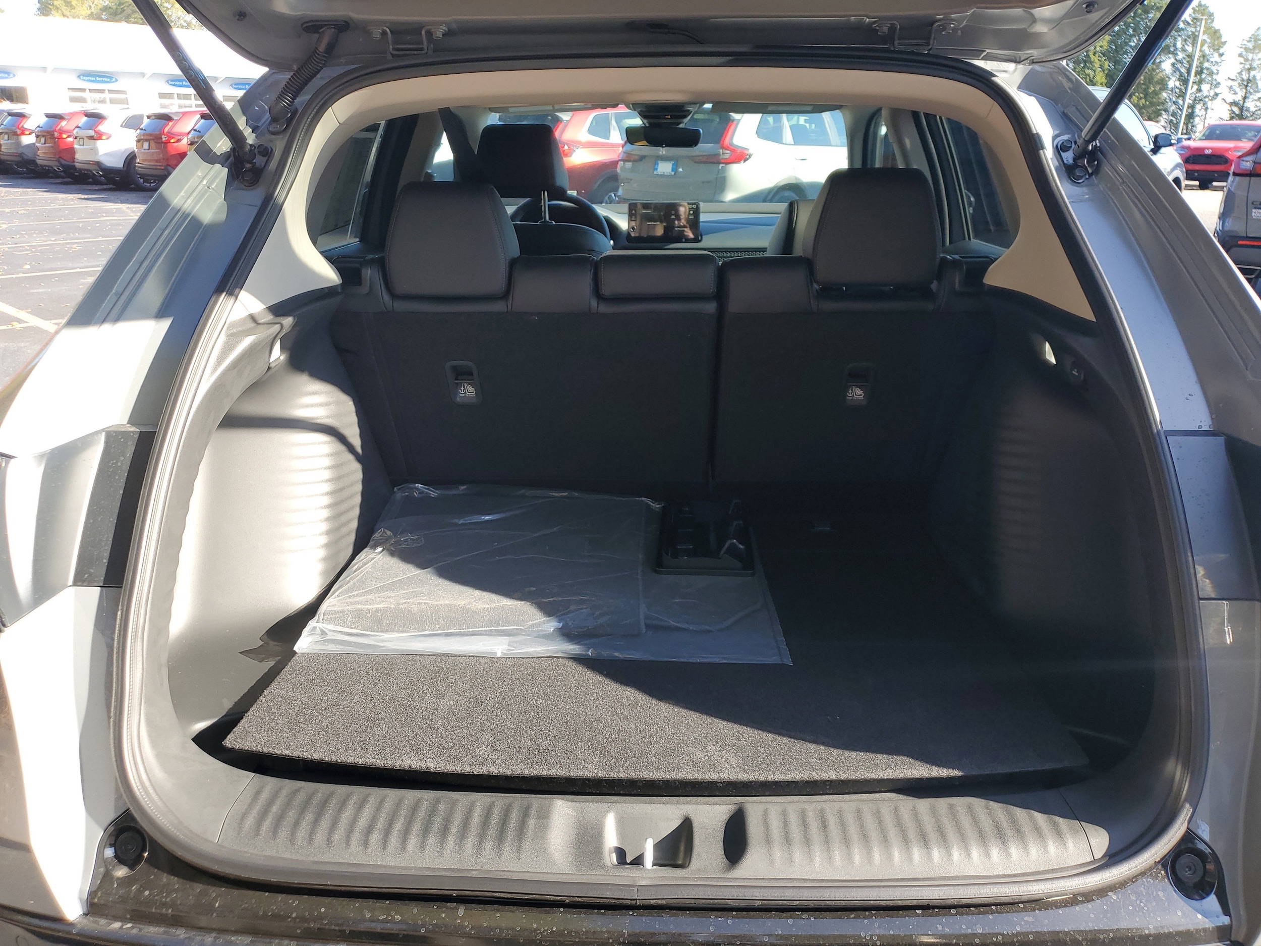2026 Honda HR-V EX-L - Photo 8