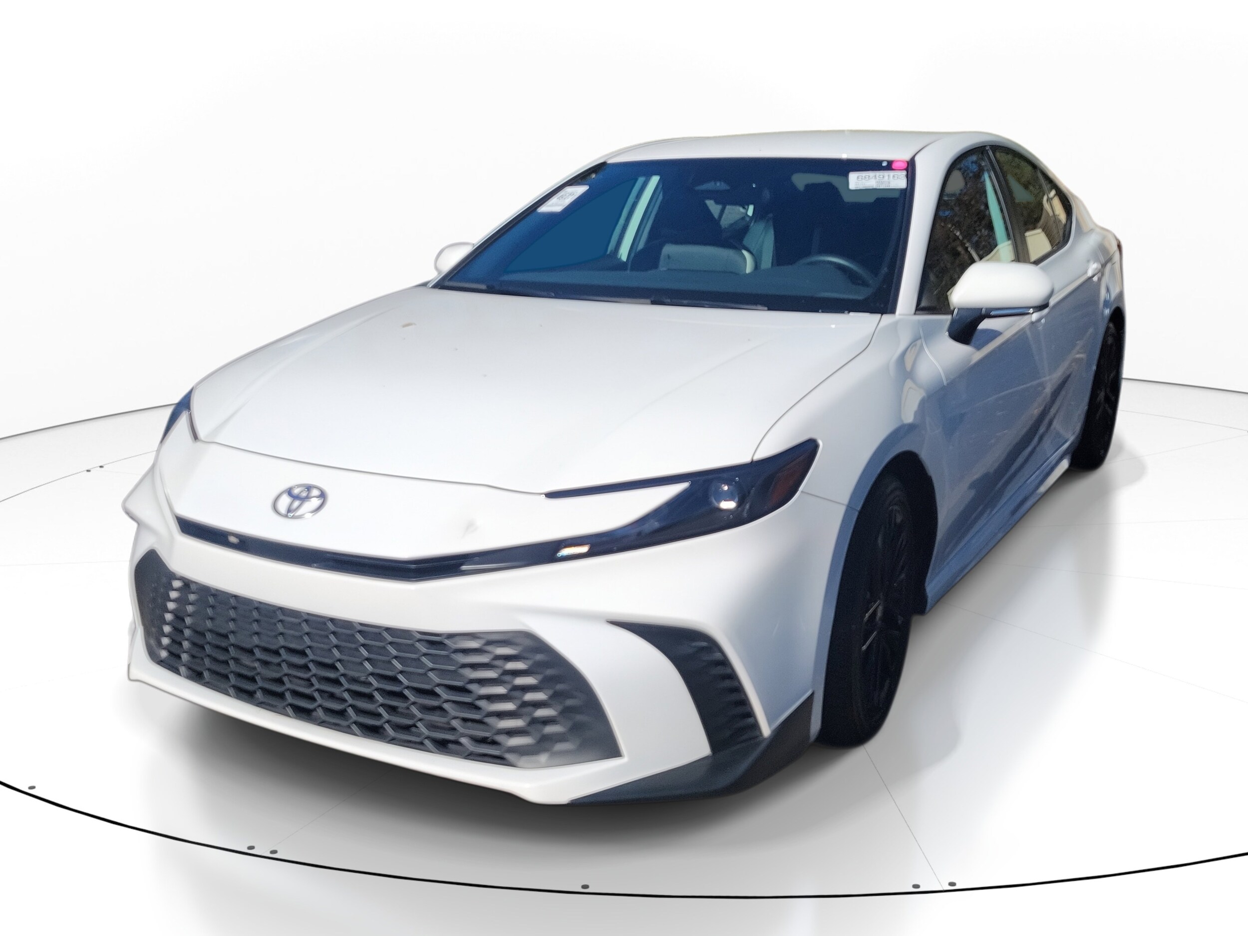 2025 Toyota Camry Hybrid photo 3