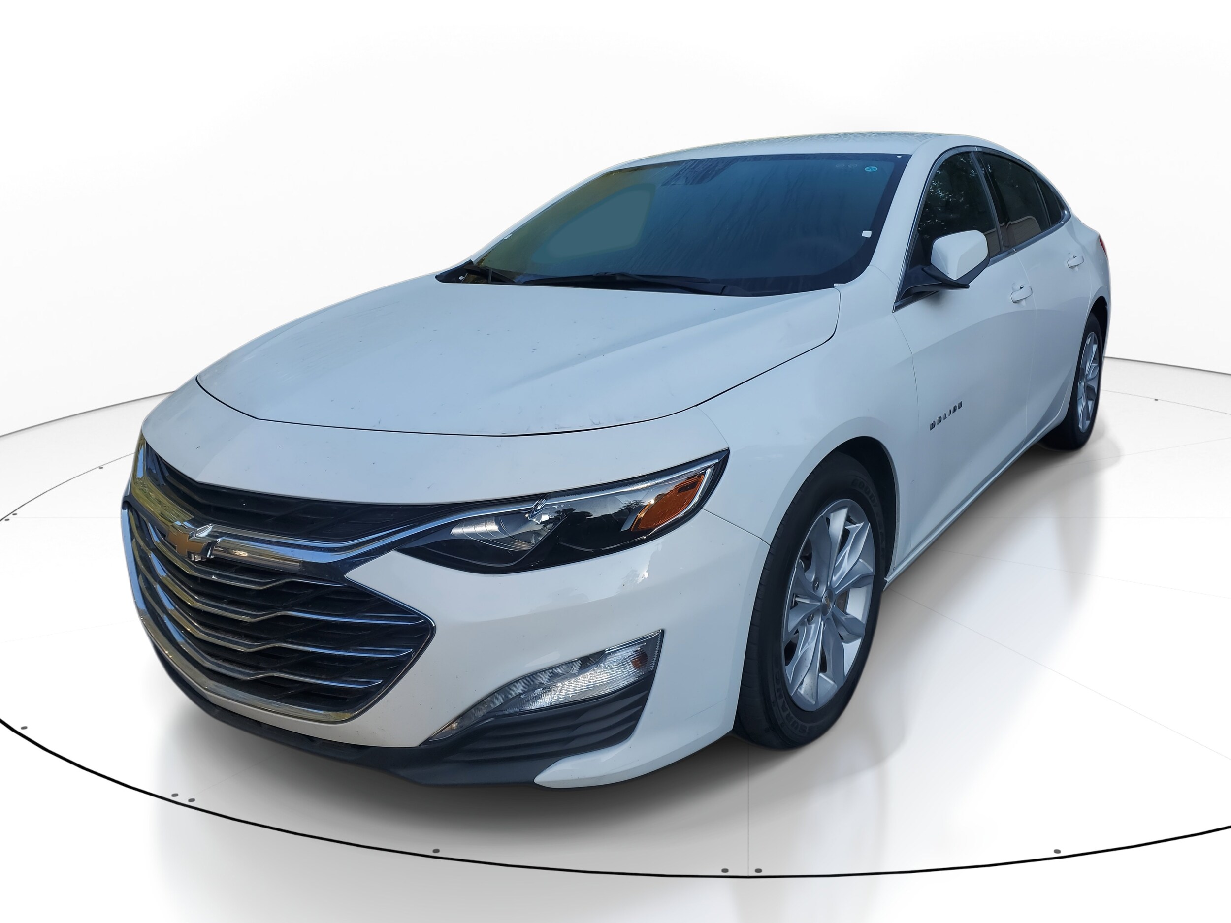 2024 Chevrolet Malibu 1LT photo 2