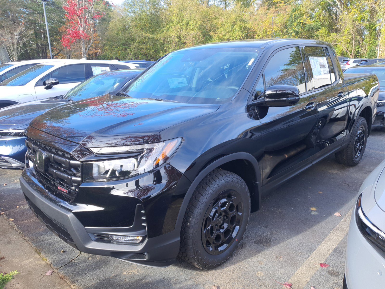 2025 Honda Ridgeline Sport photo 2