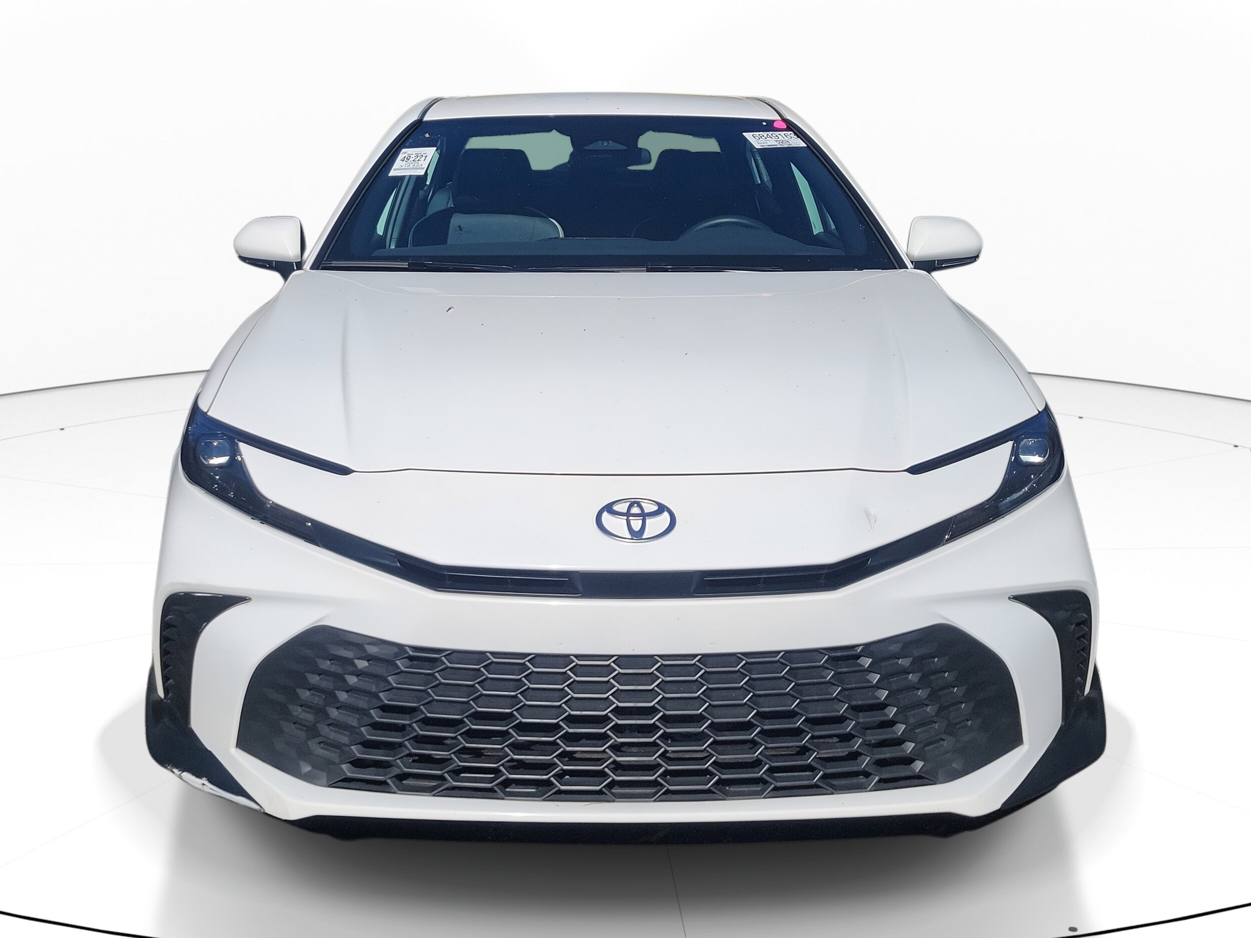 2025 Toyota Camry Hybrid photo 2