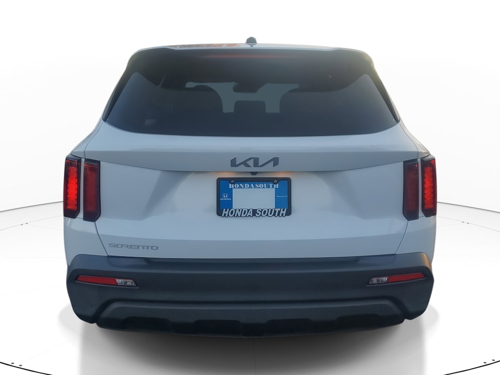 Used 2023 Kia Sorento LX SUV