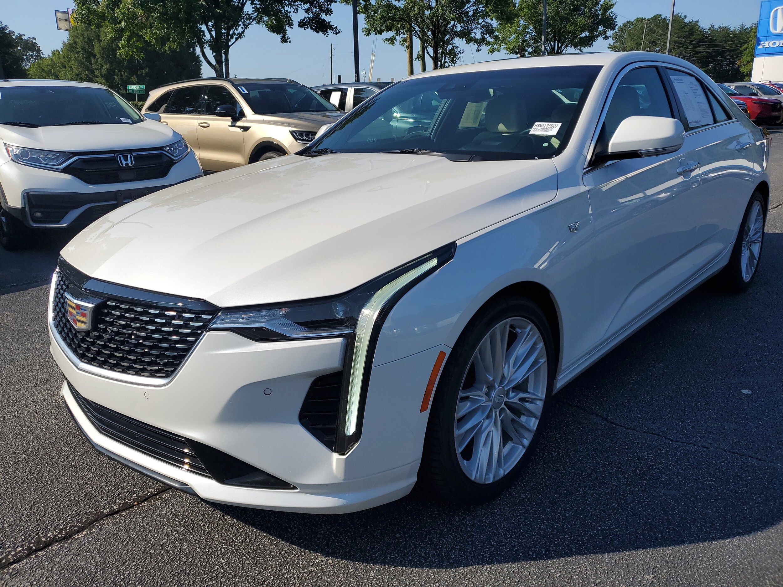 2022 Cadillac CT4 Premium Luxury photo 3