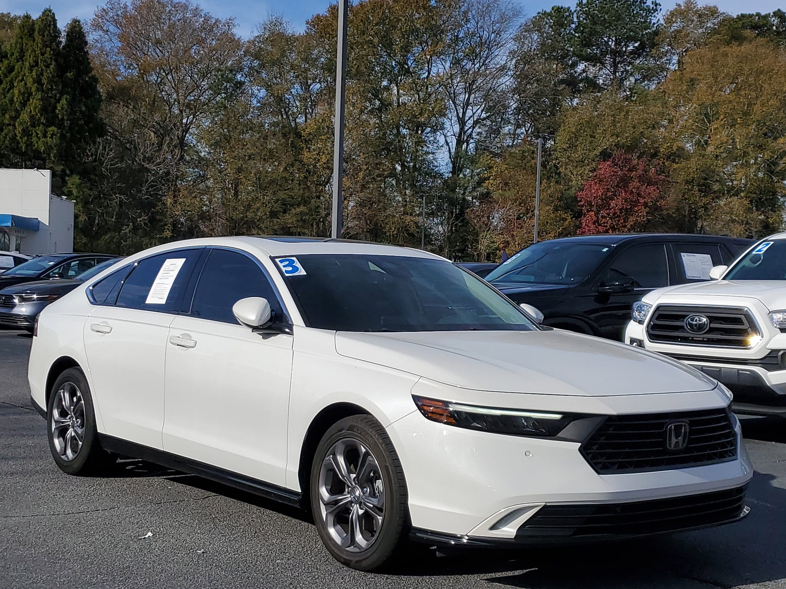 2023 Honda Accord Hybrid EX-L's photo