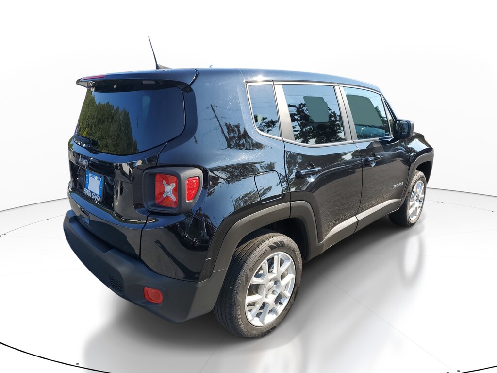 2023 Jeep Renegade Latitude Upland photo 6