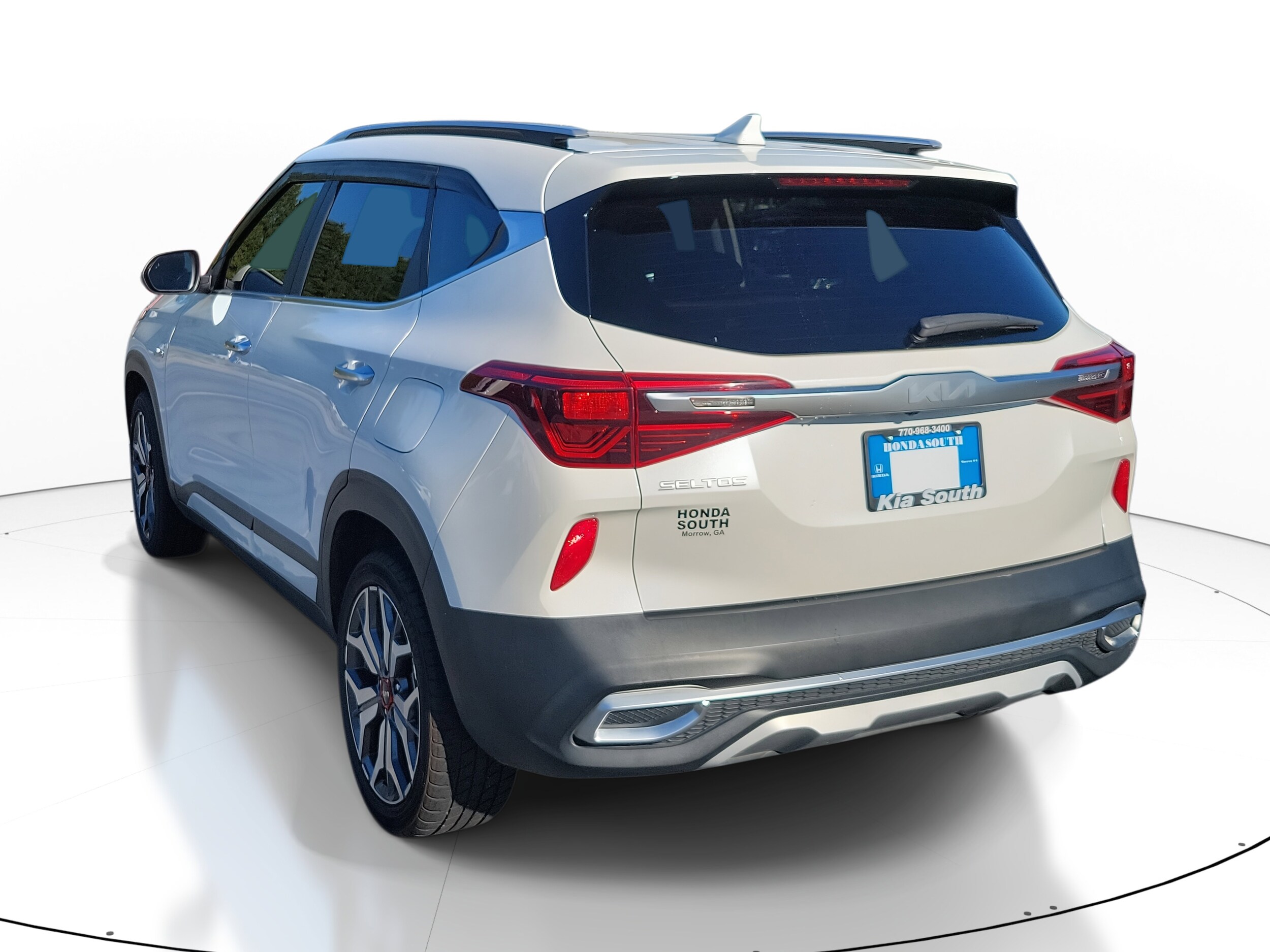 2023 Kia Seltos SX photo 4