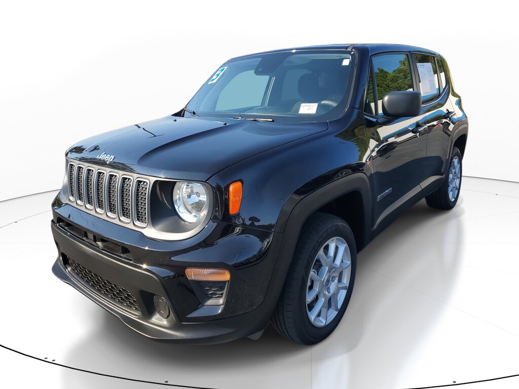2023 Jeep Renegade Latitude Upland photo 3