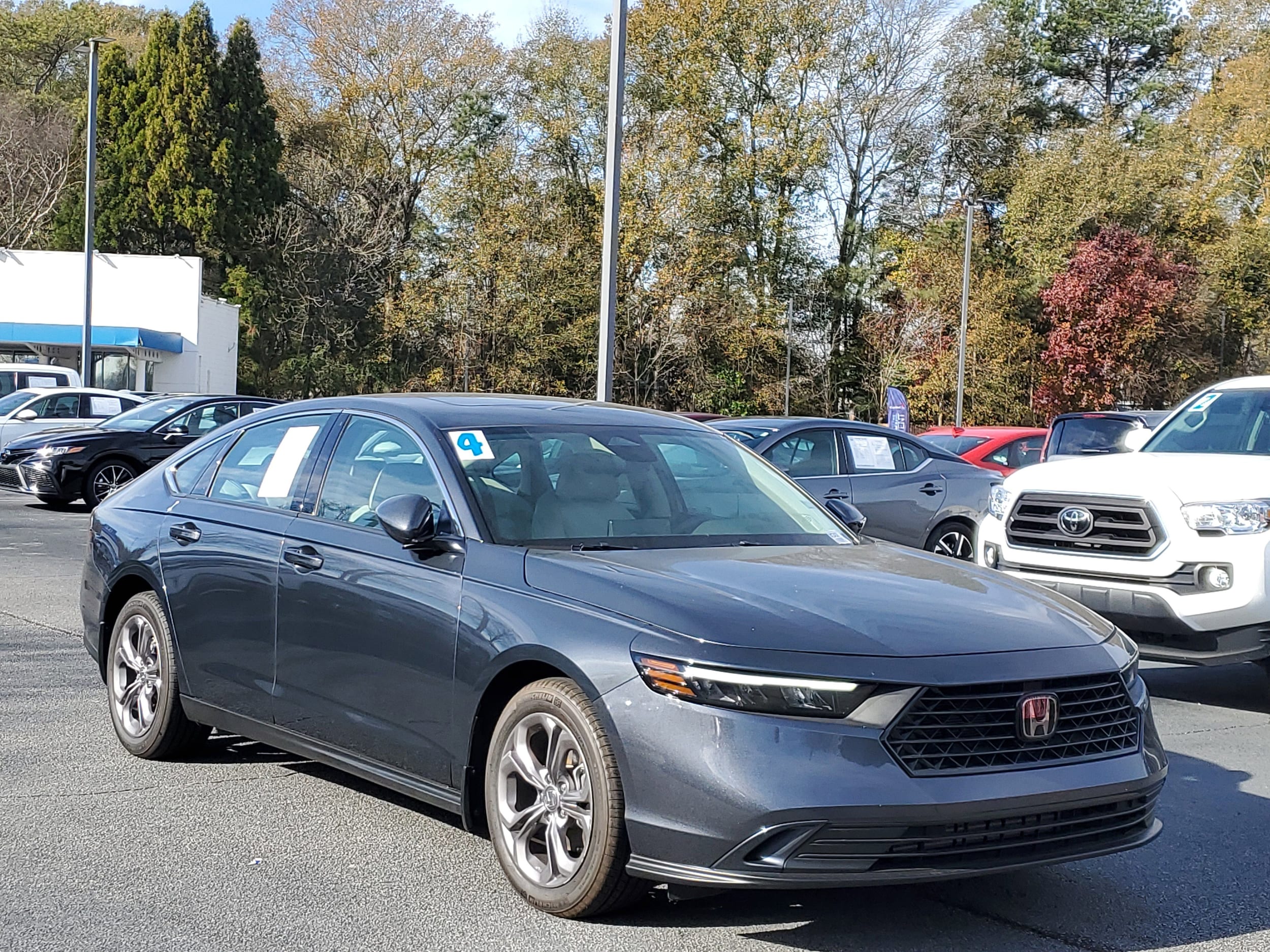 2024 Honda Accord EX's photo