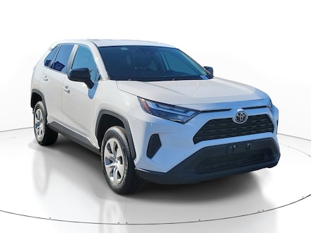 2024 Toyota RAV4 LE SUV