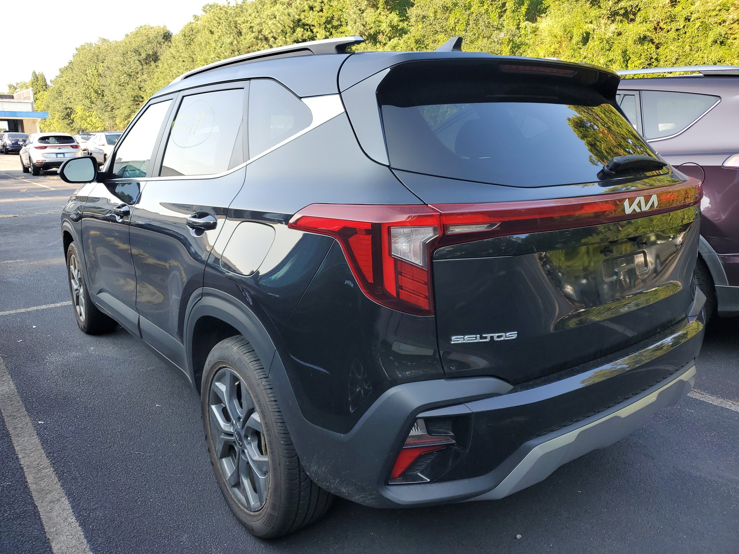 2024 Kia Seltos S photo 4