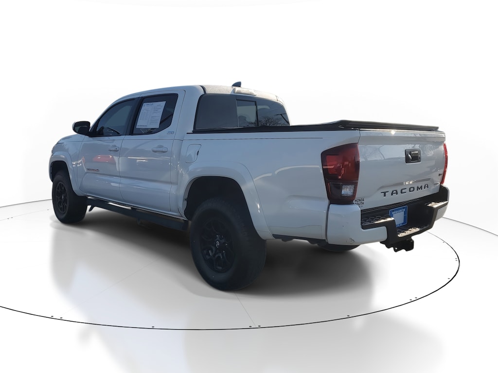 2022 Toyota Tacoma V6 photo 4