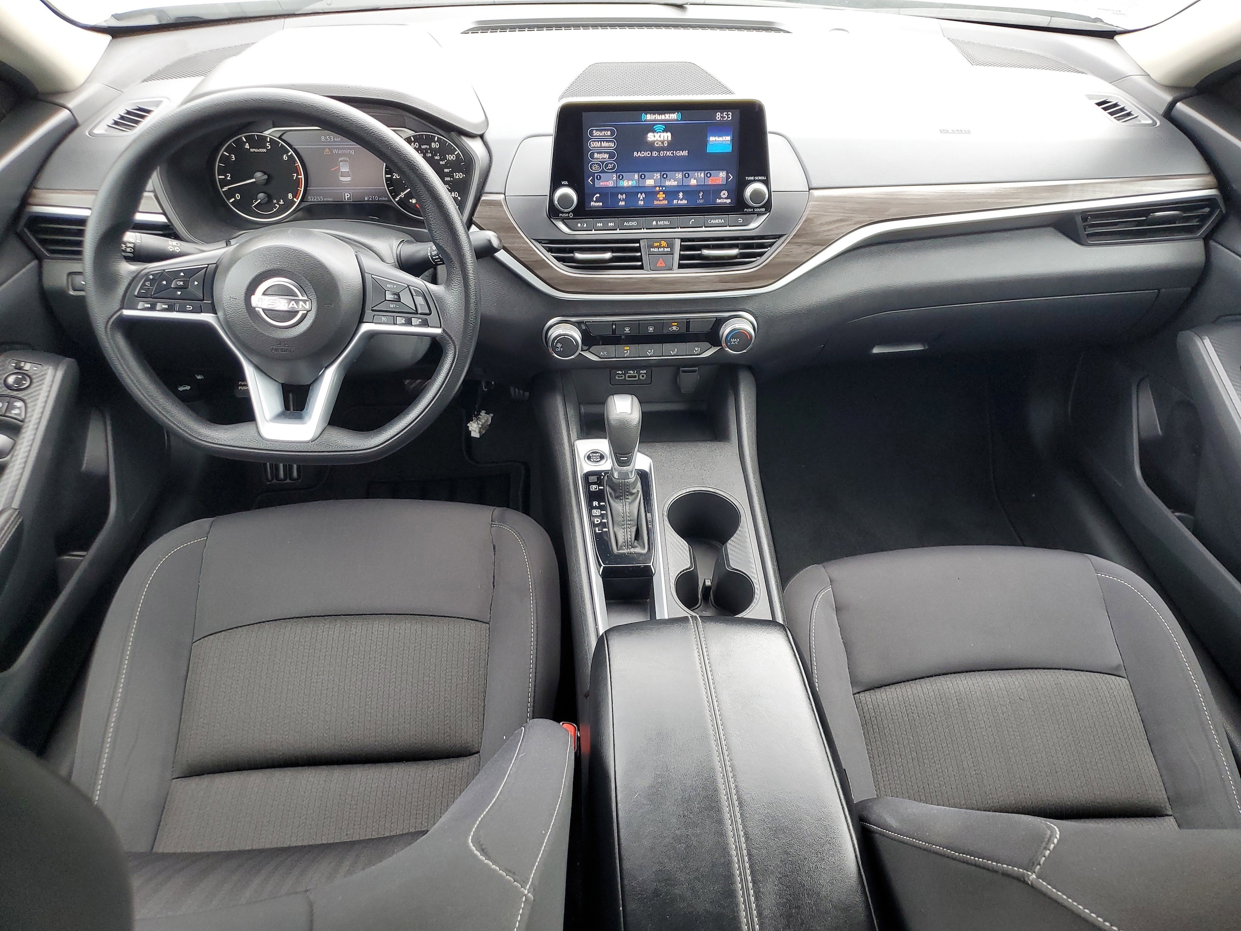 2025 Nissan Altima SV - Photo 15