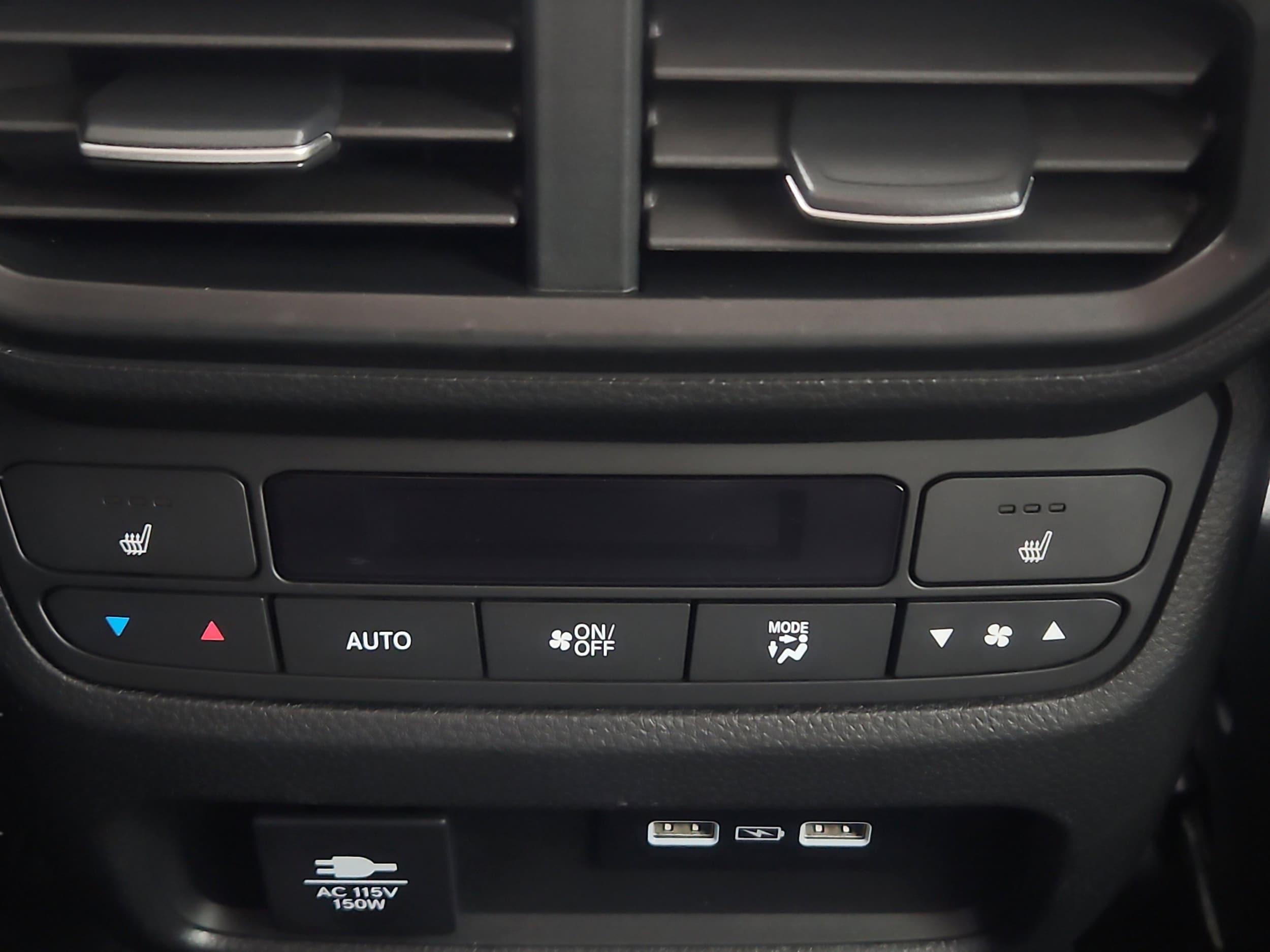 2023 Honda Pilot Elite - Photo 16