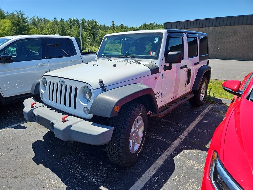 2016 Jeep Wrangler Unlimited Sport photo 3