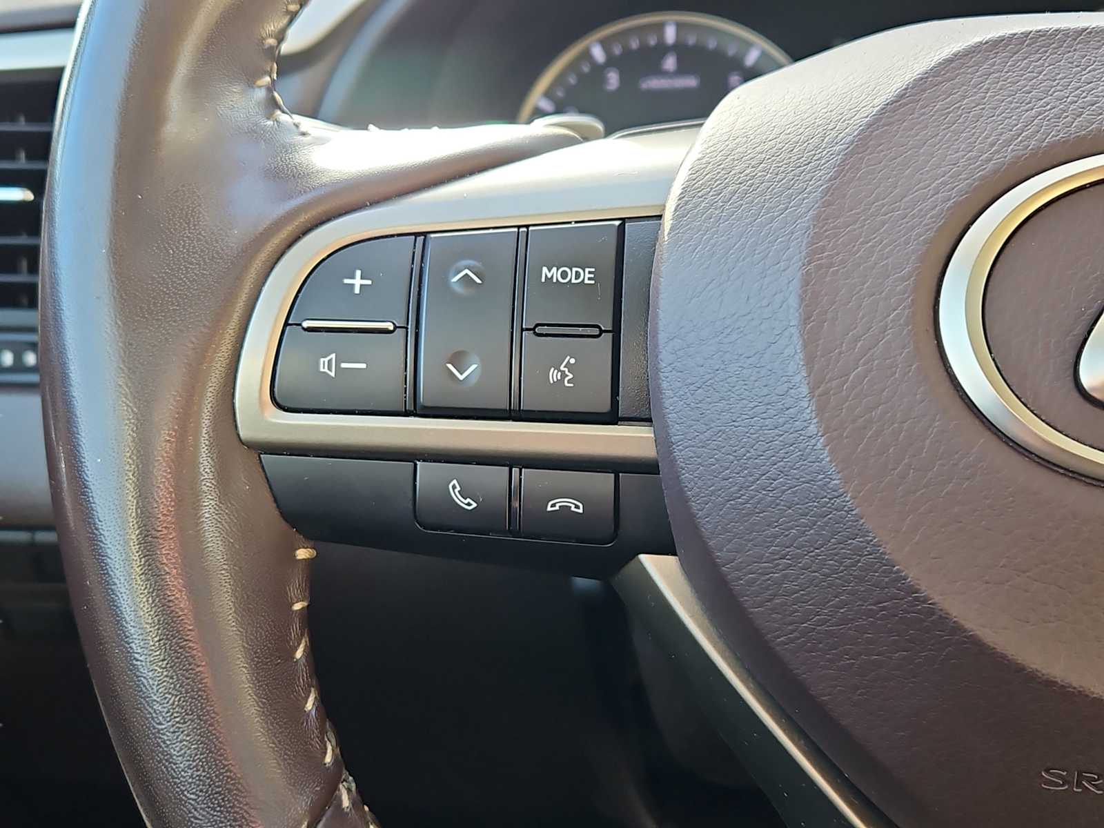 2020 Lexus RX 350 - Photo 21