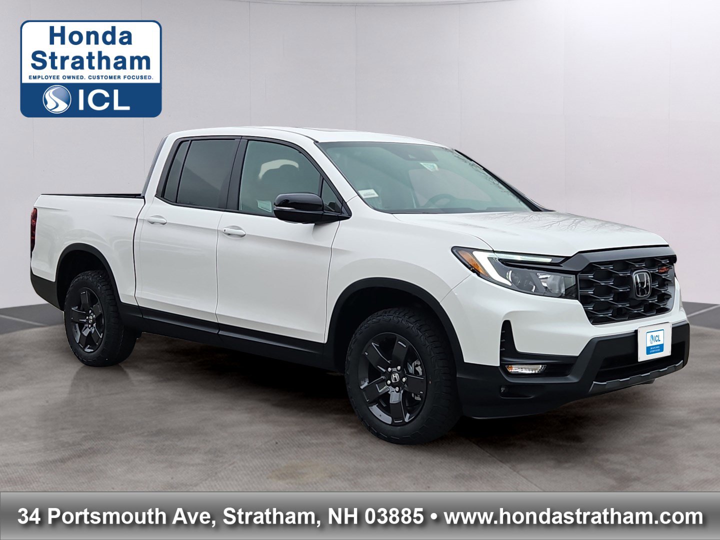 2026 Honda Ridgeline TrailSport photo 2