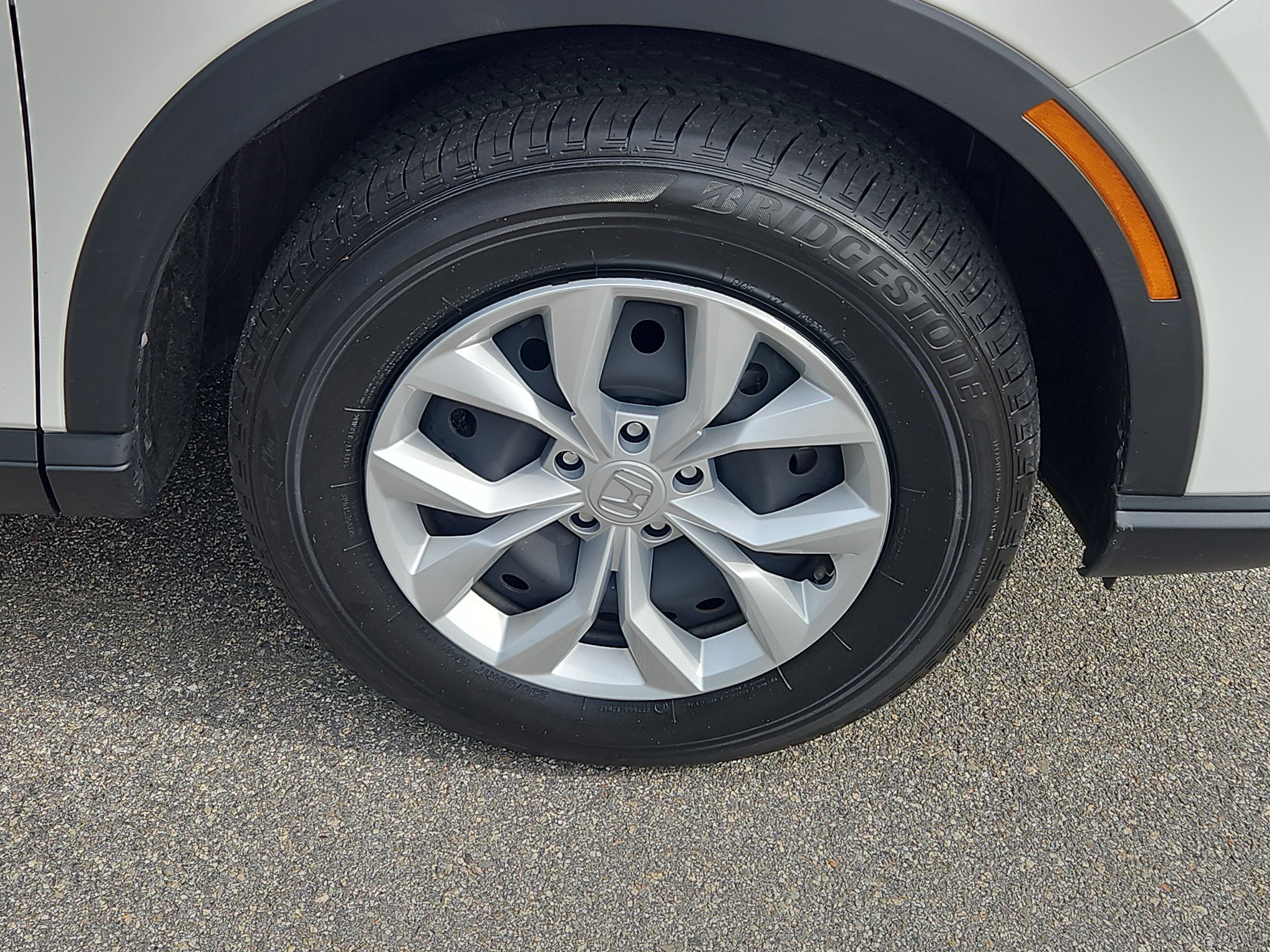 2025 Honda CR-V LX - Photo 19
