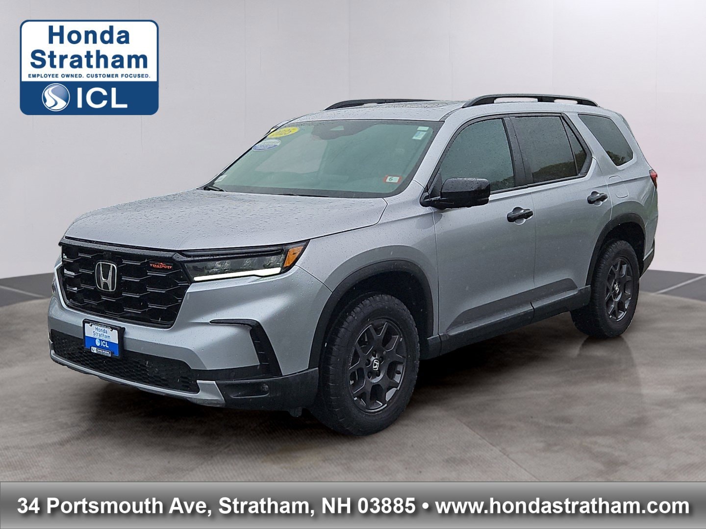 2025 Honda Pilot TrailSport AWD's photo