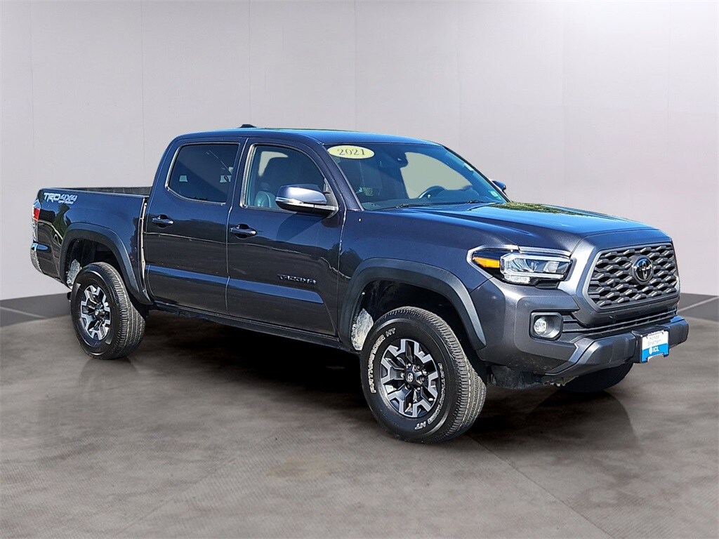 2021 Toyota Tacoma TRD Double Cab V6 photo 3
