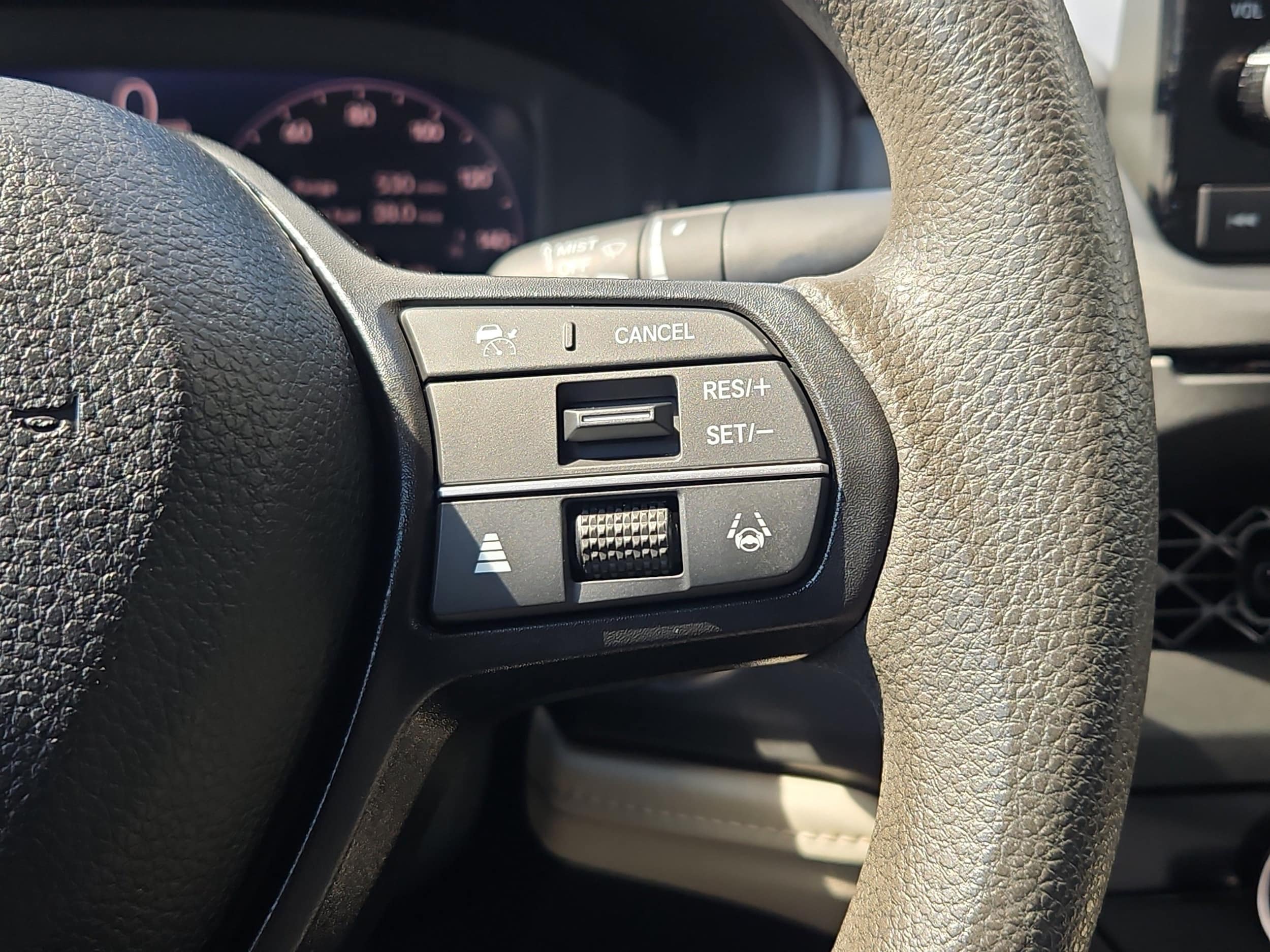 2024 Honda Accord LX - Photo 13