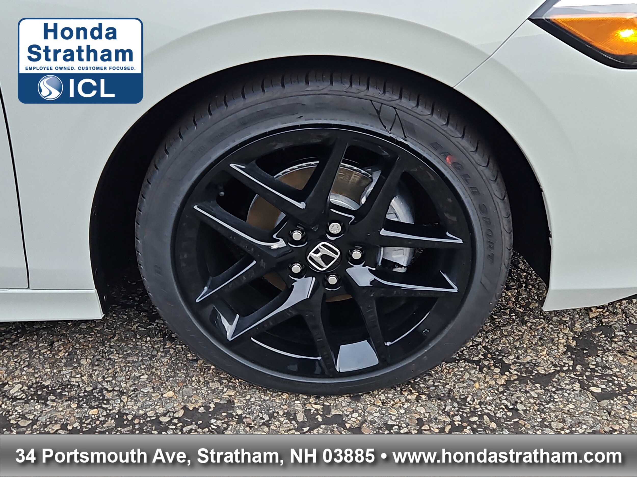 2026 Honda Civic Sport photo 3