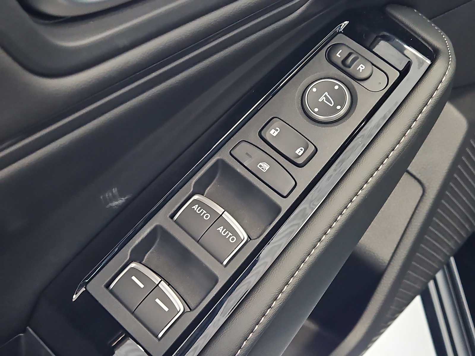 2025 Honda Accord Hybrid Touring - Photo 19