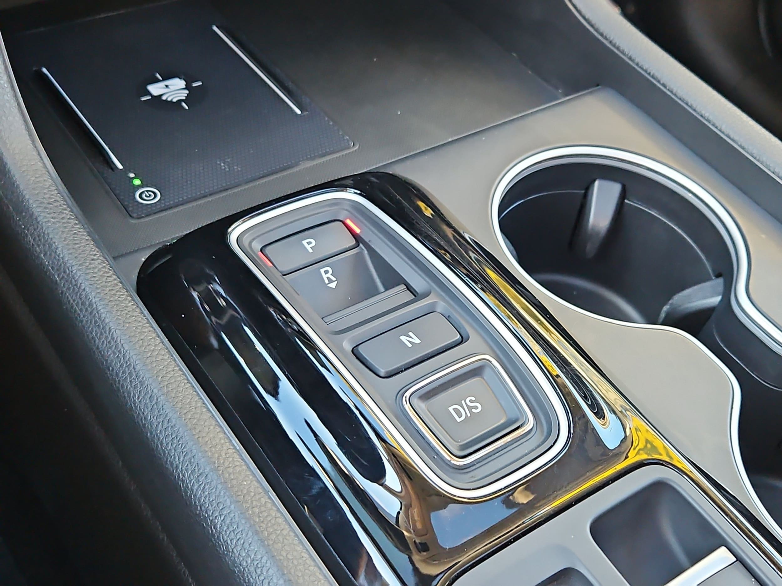 2025 Honda Pilot Elite - Photo 25
