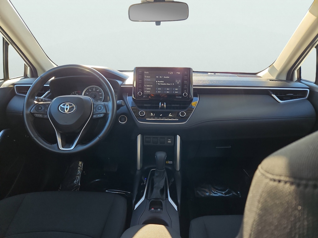 Used 2022 Toyota Corolla Cross LE LE 4WD