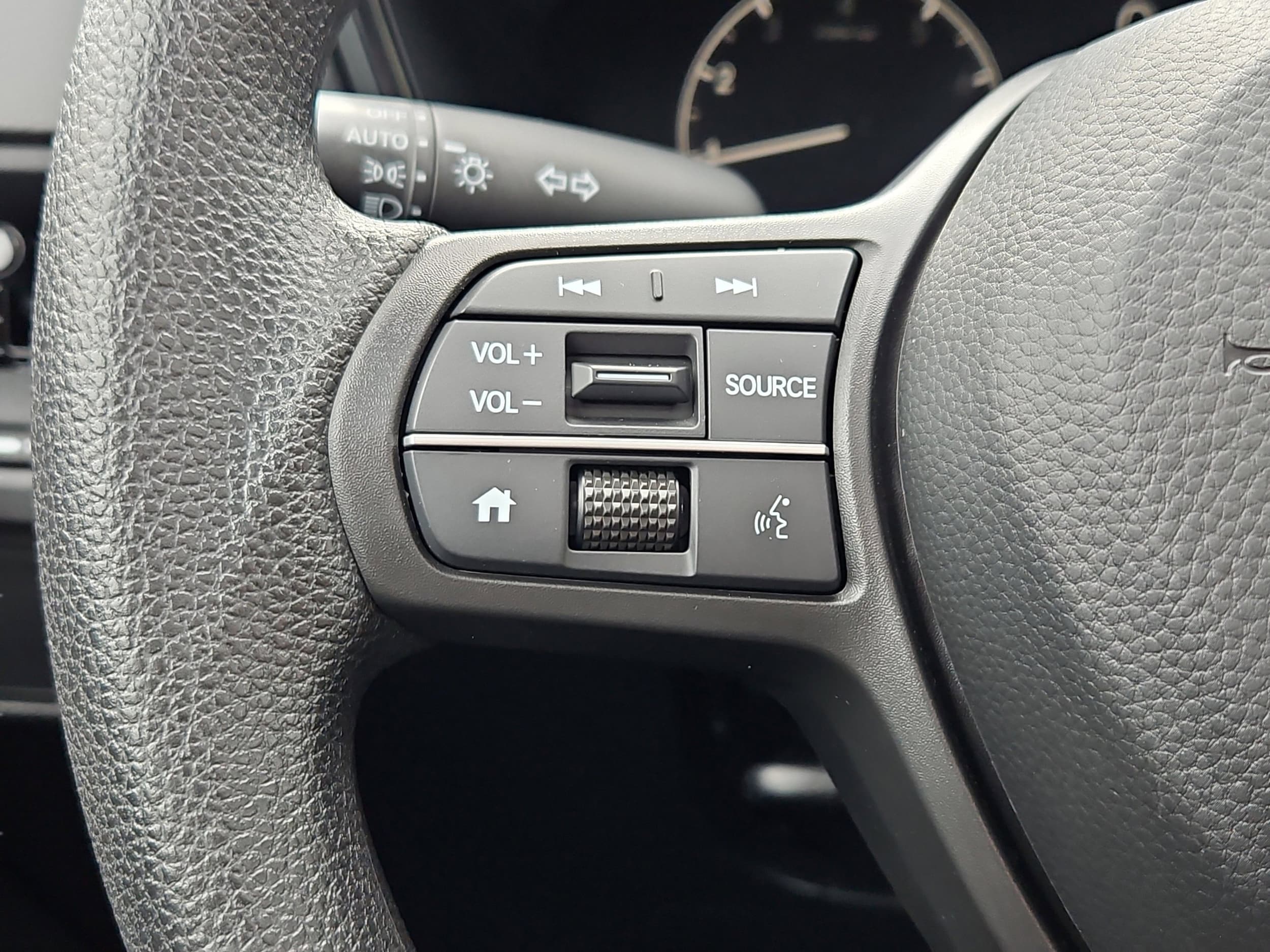 2024 Honda CR-V EX - Photo 16