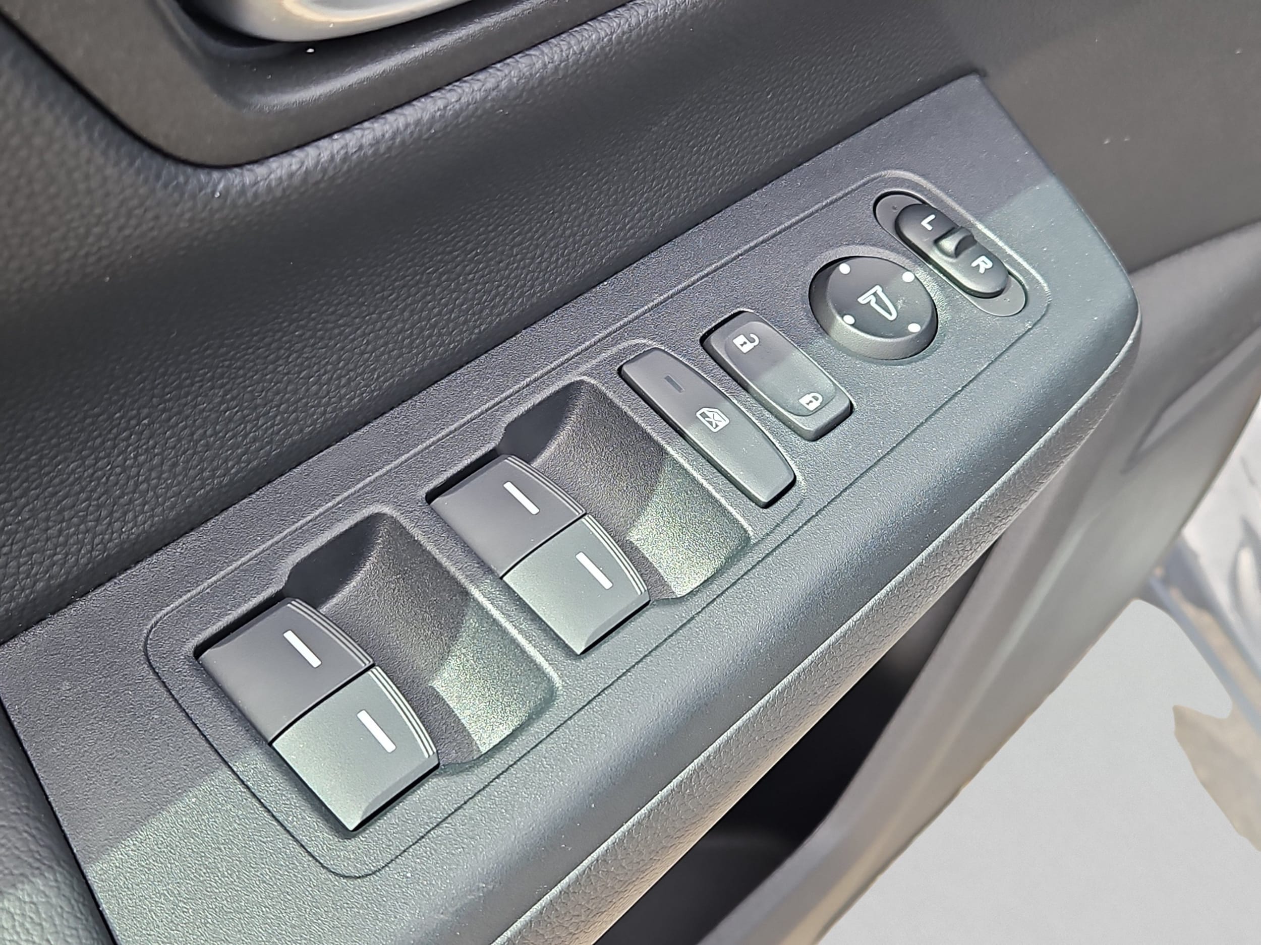 2025 Honda CR-V Sport-L - Photo 21
