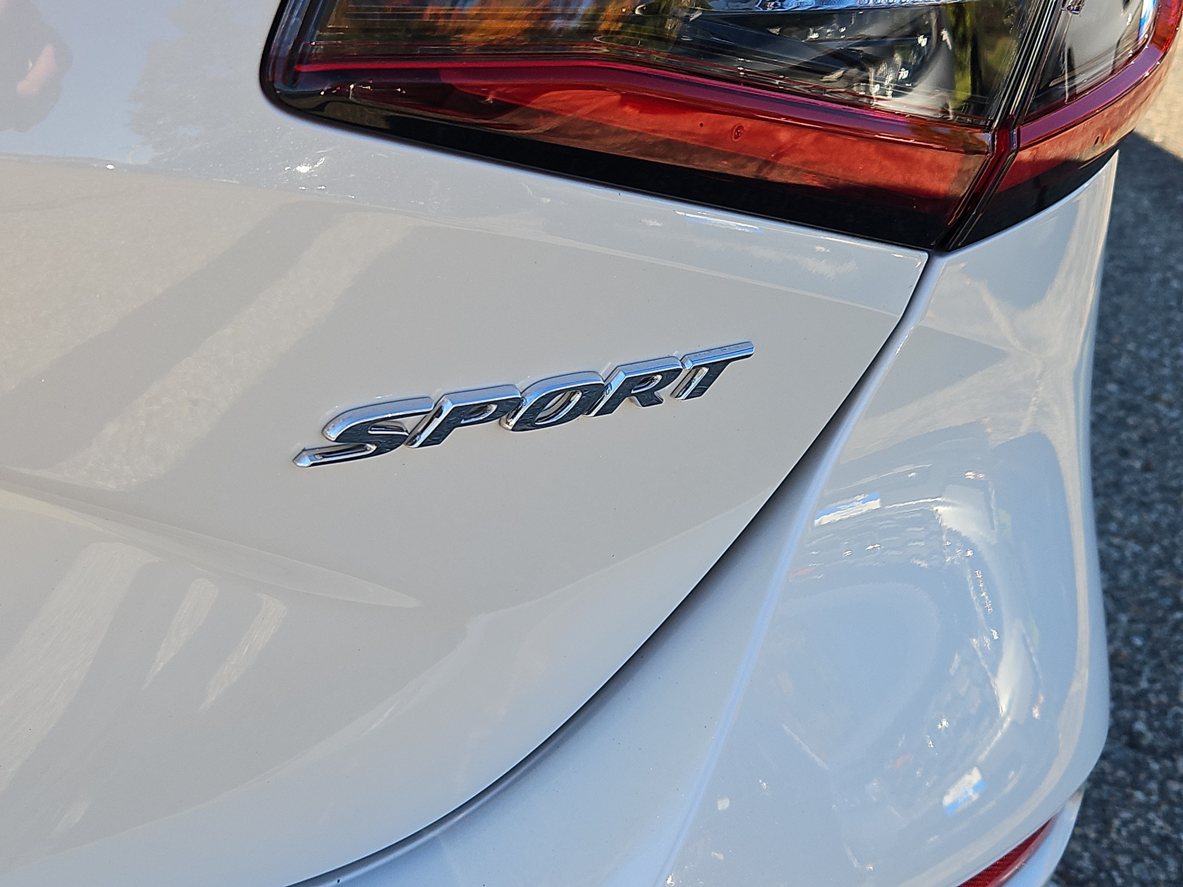 2025 Honda Civic Hatchback Sport - Photo 4