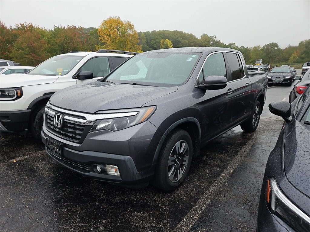 2019 Honda Ridgeline RTL-T photo 3