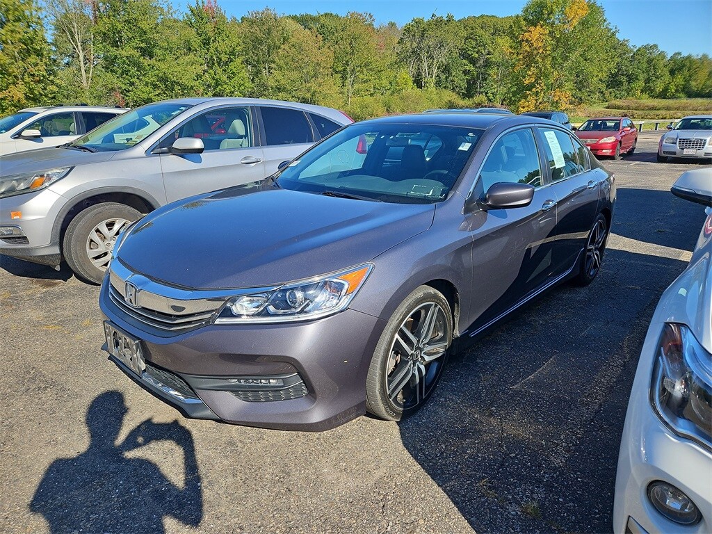 2016 Honda Accord Sport photo 3