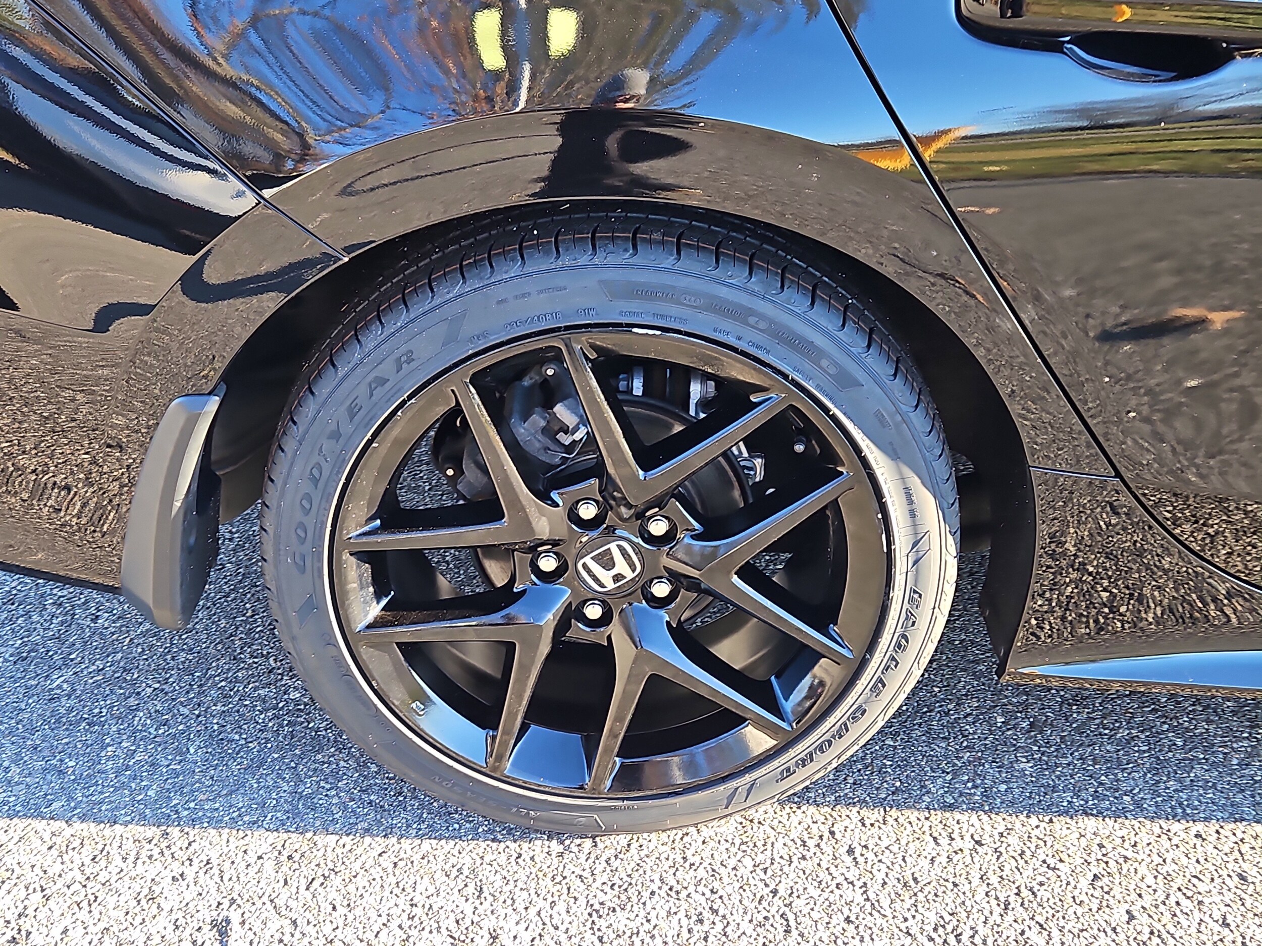 2023 Honda Civic Sport photo 3