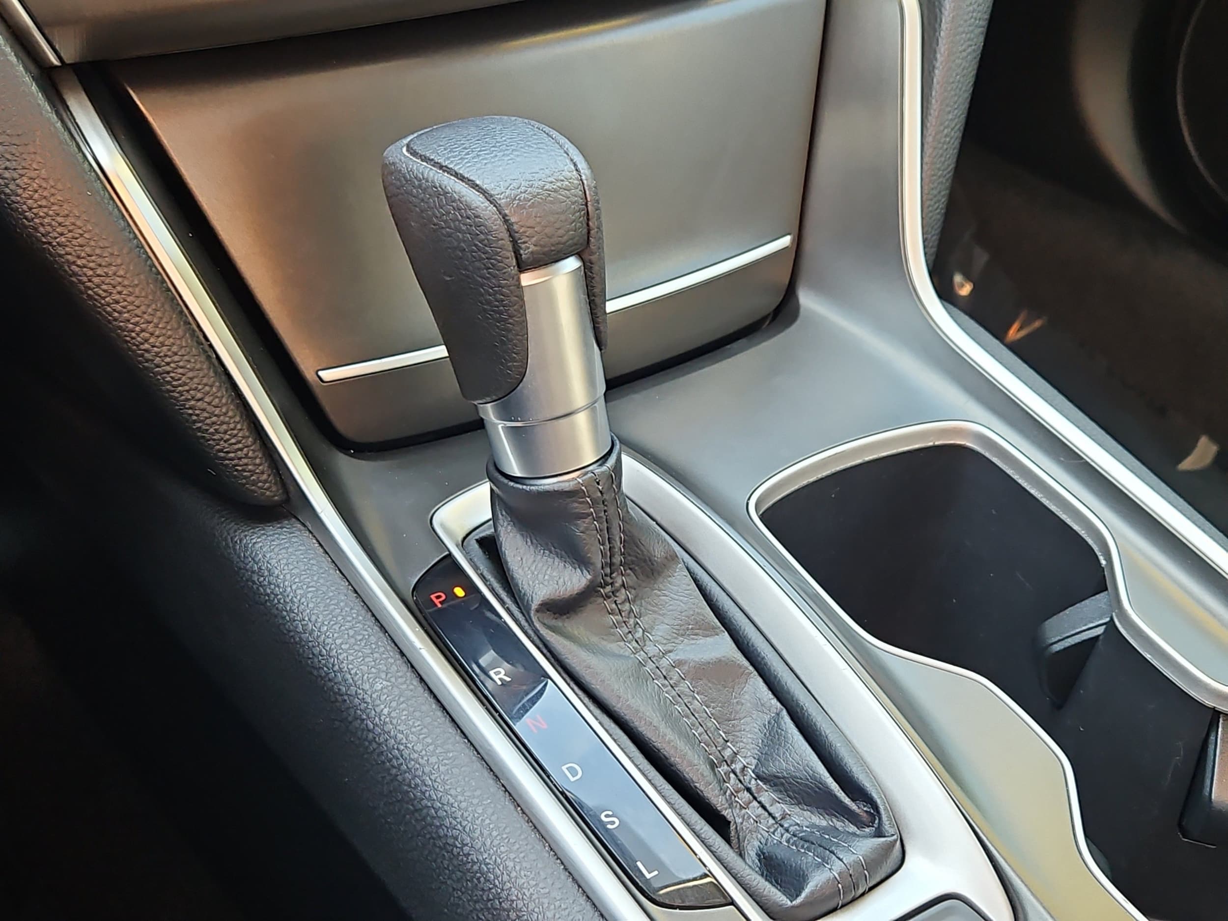 2021 Honda Accord LX - Photo 16