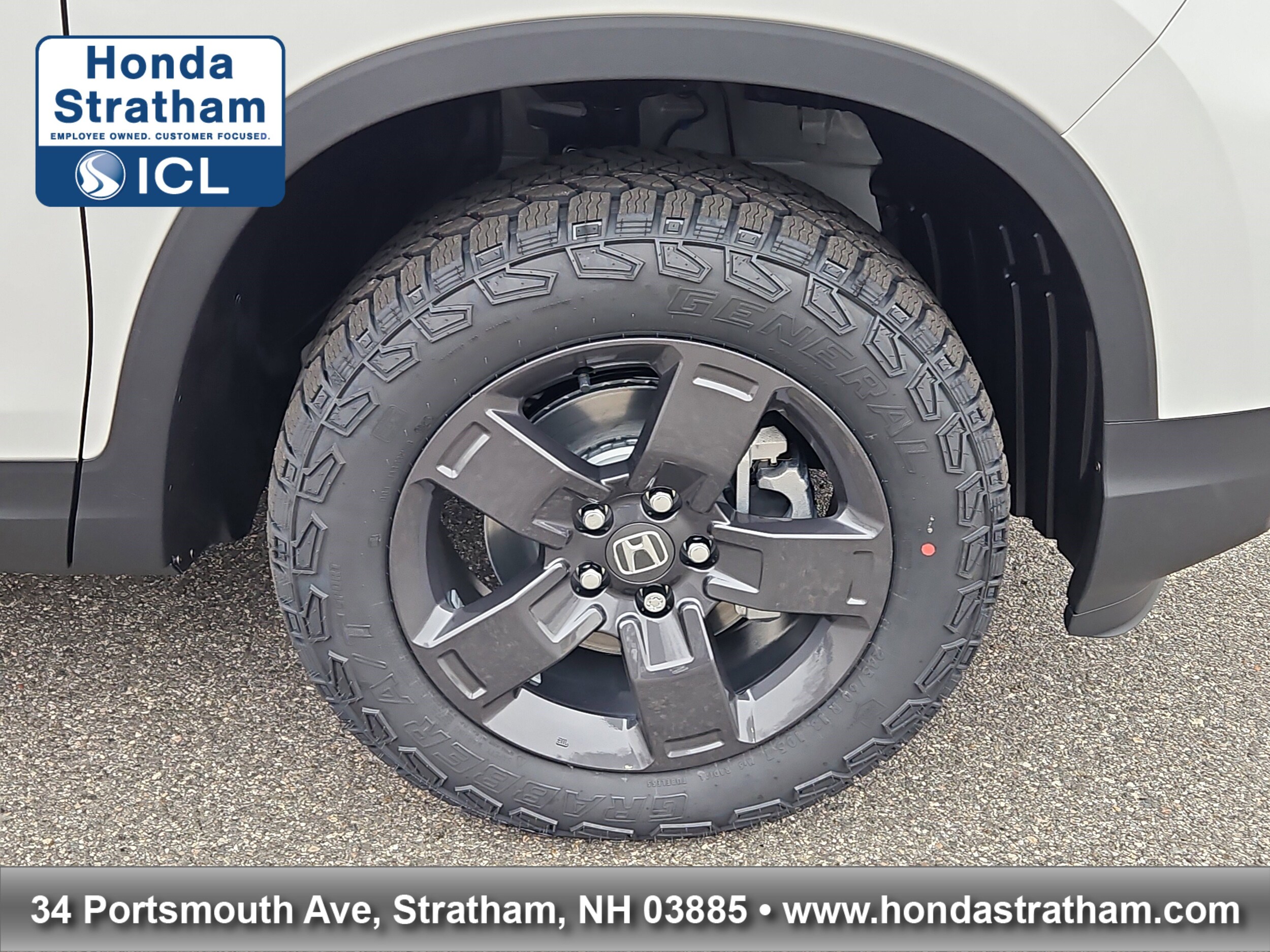 2026 Honda Ridgeline TrailSport photo 4