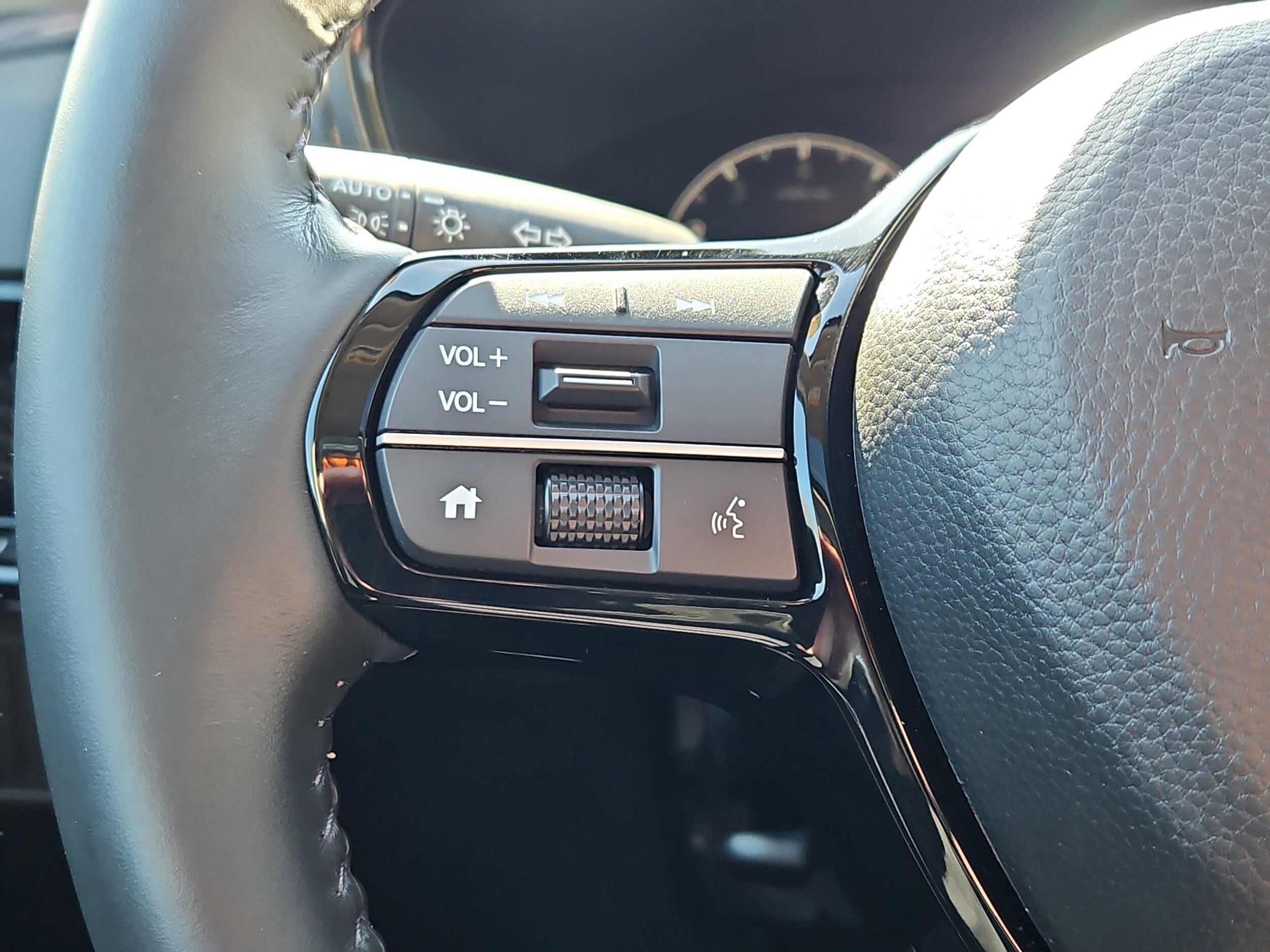 2024 Honda CR-V EX-L - Photo 19